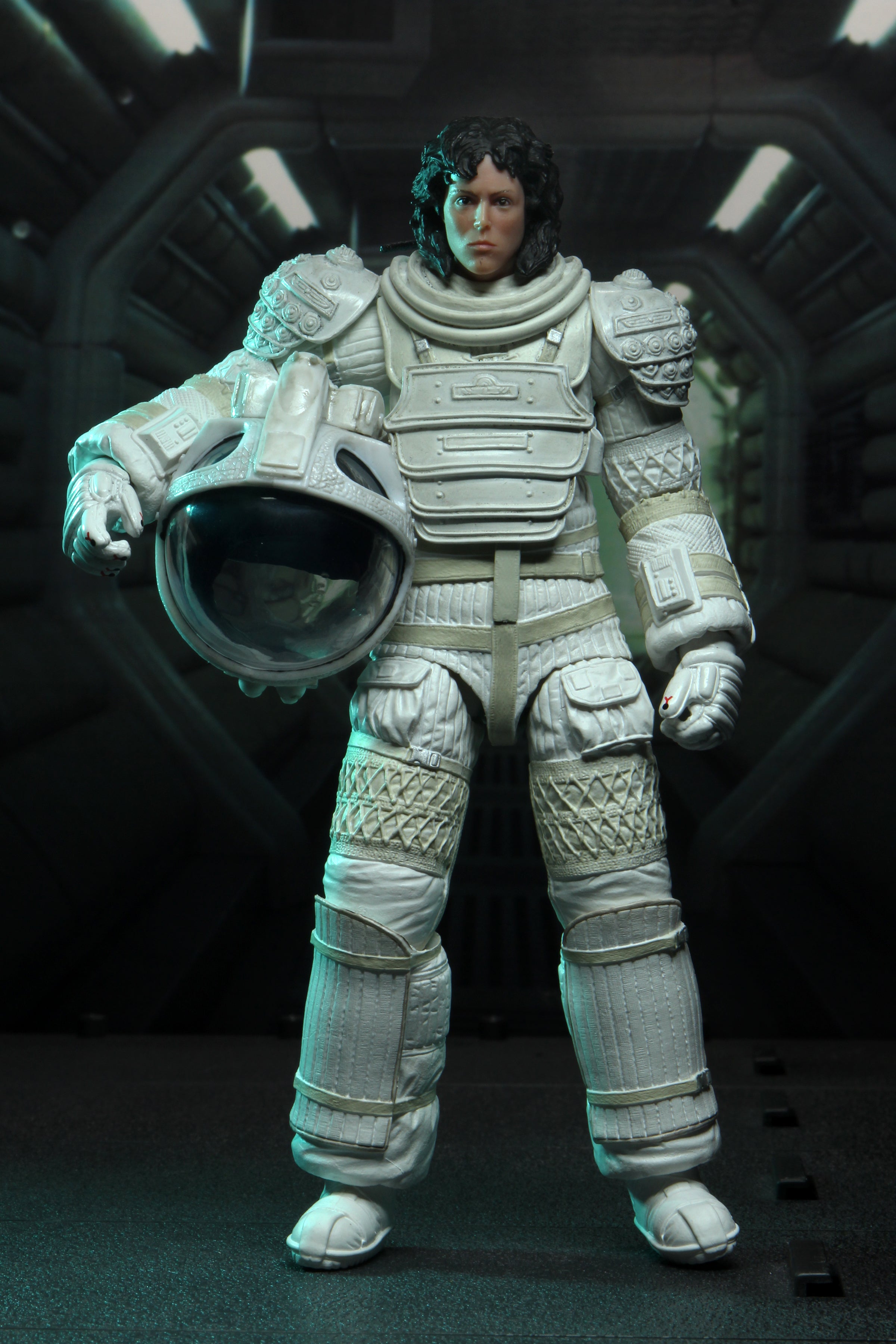 Alien - 40th Anniversary Asst 4 Compression Suit Ripley 7” Scale Action Figure - NECA