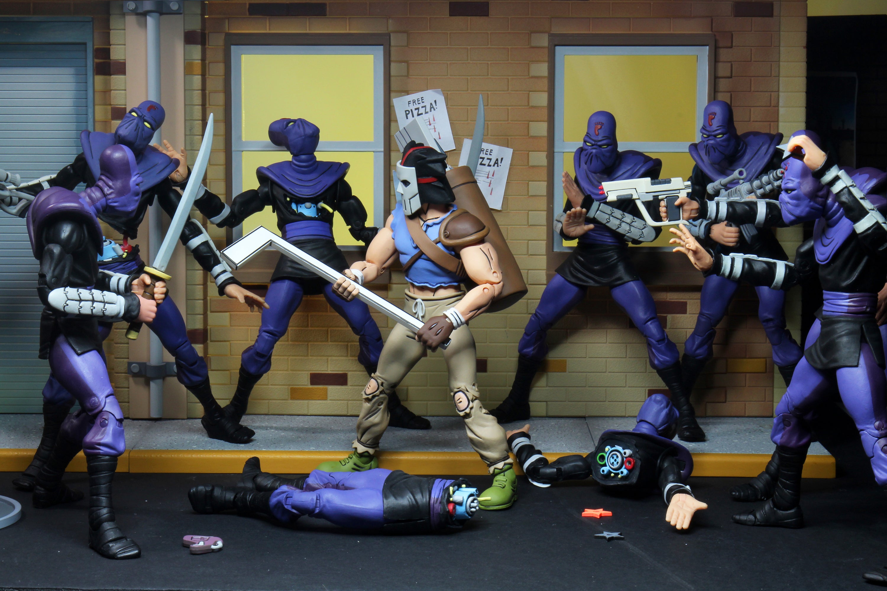 Teenage Mutant Ninja Turtles (Cartoon) – TMNT Cartoon Street Scene Diorama (Re-Release) - NECA