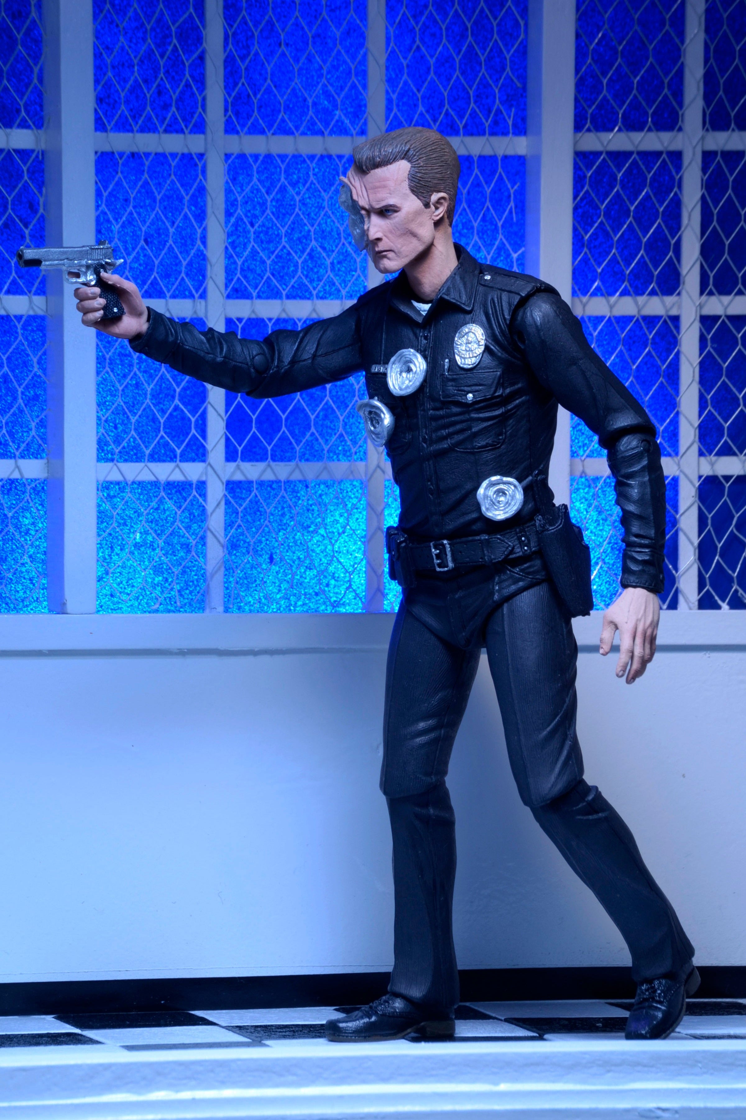Terminator 2 - Ultimate T-1000 7" Scale Action Figure - NECA