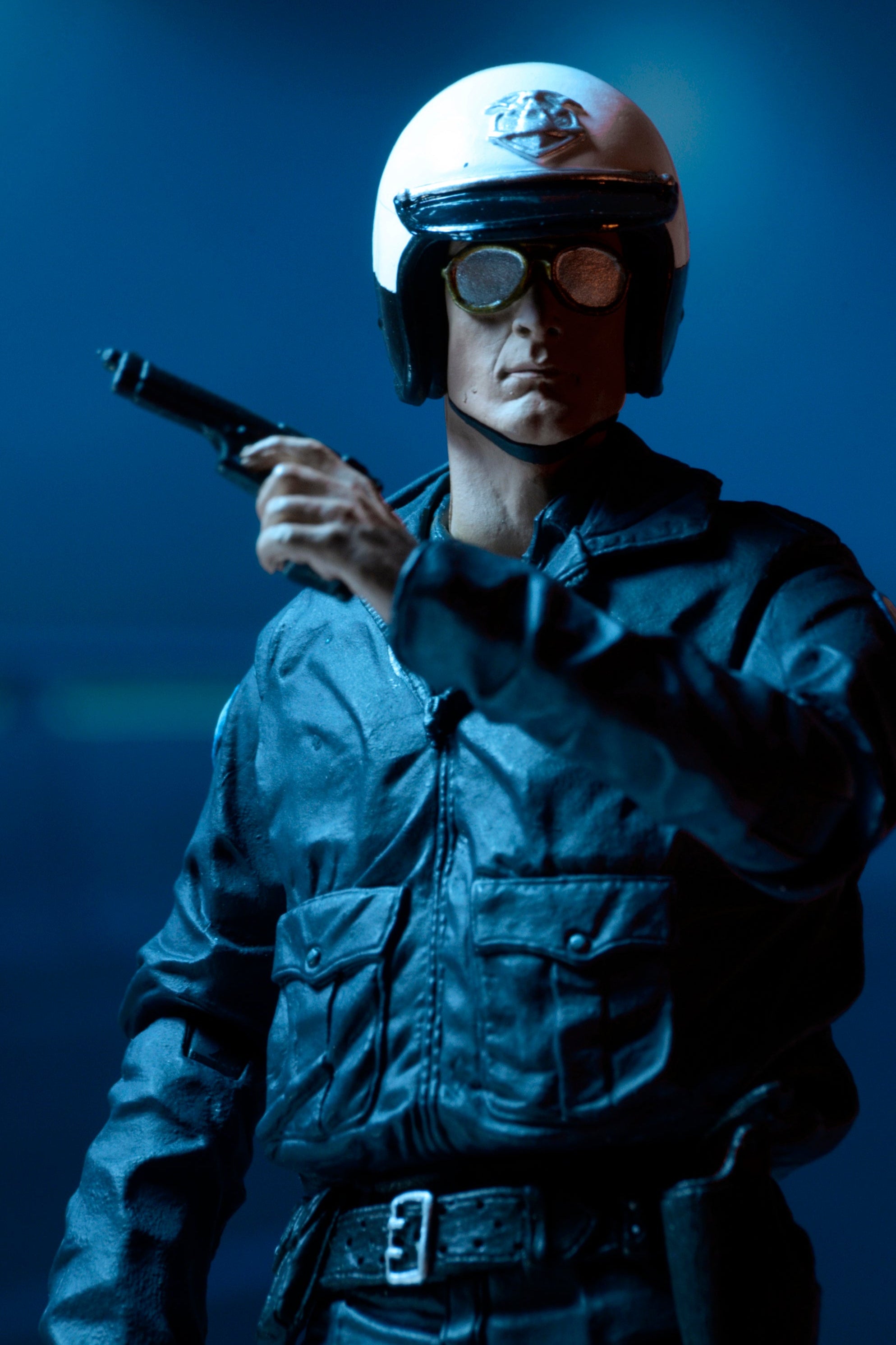 Terminator 2 - Ultimate T-1000 7” Scale Action Figure (Motorcycle Cop) - NECA