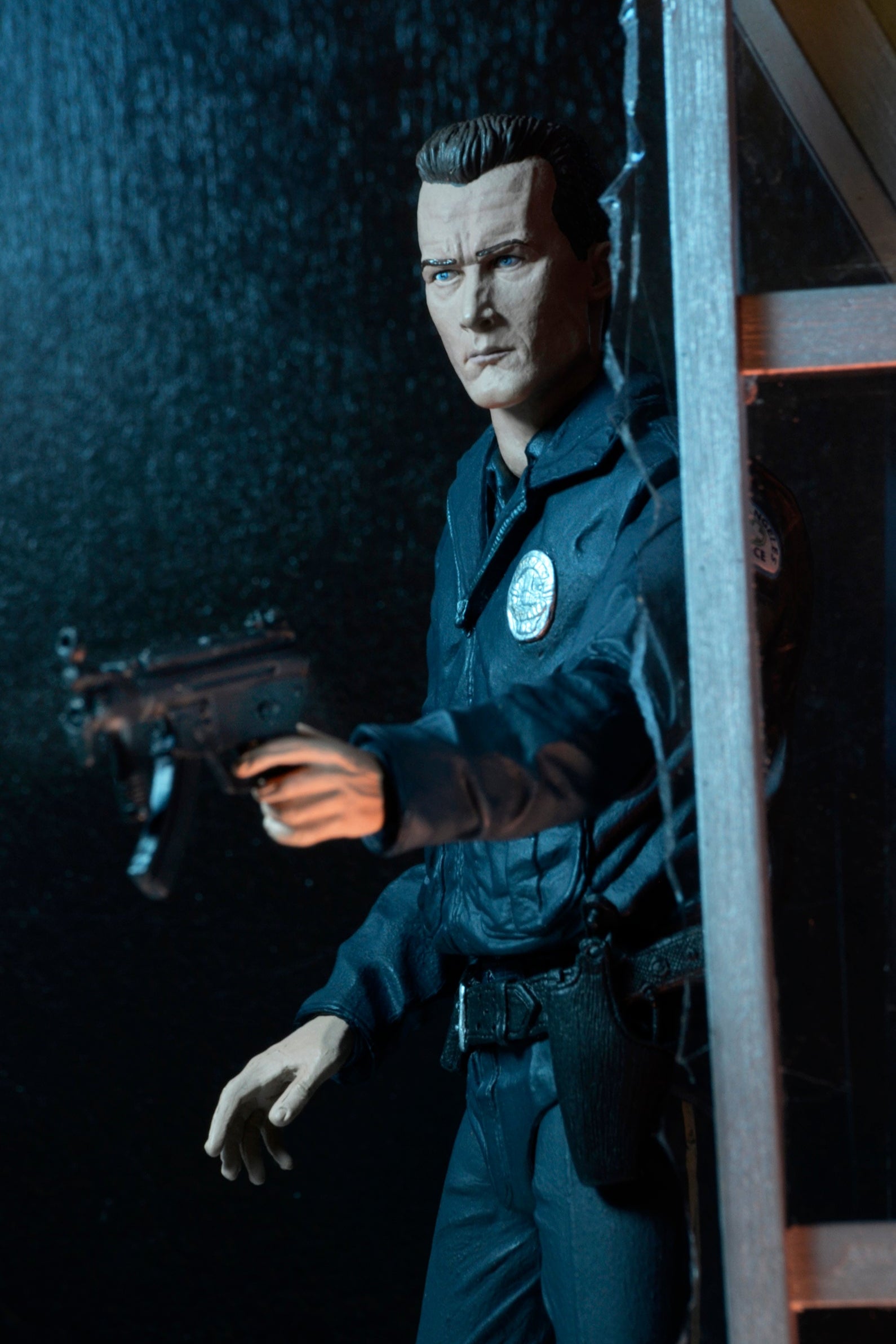 Terminator 2 - Ultimate T-1000 7” Scale Action Figure (Motorcycle Cop) - NECA