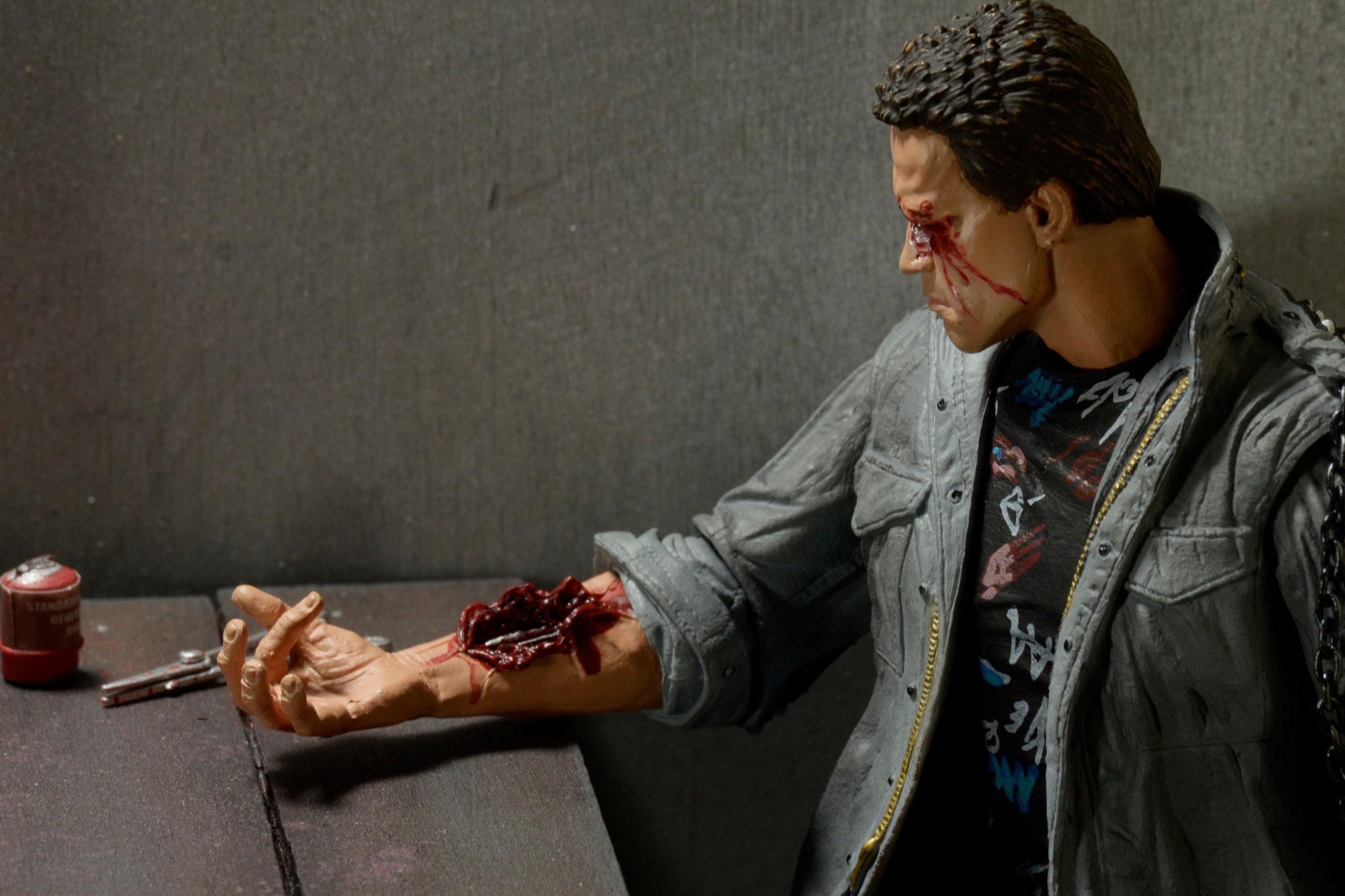 Terminator - Ultimate T-800 7" Action Figure (Tech Noir) - NECA