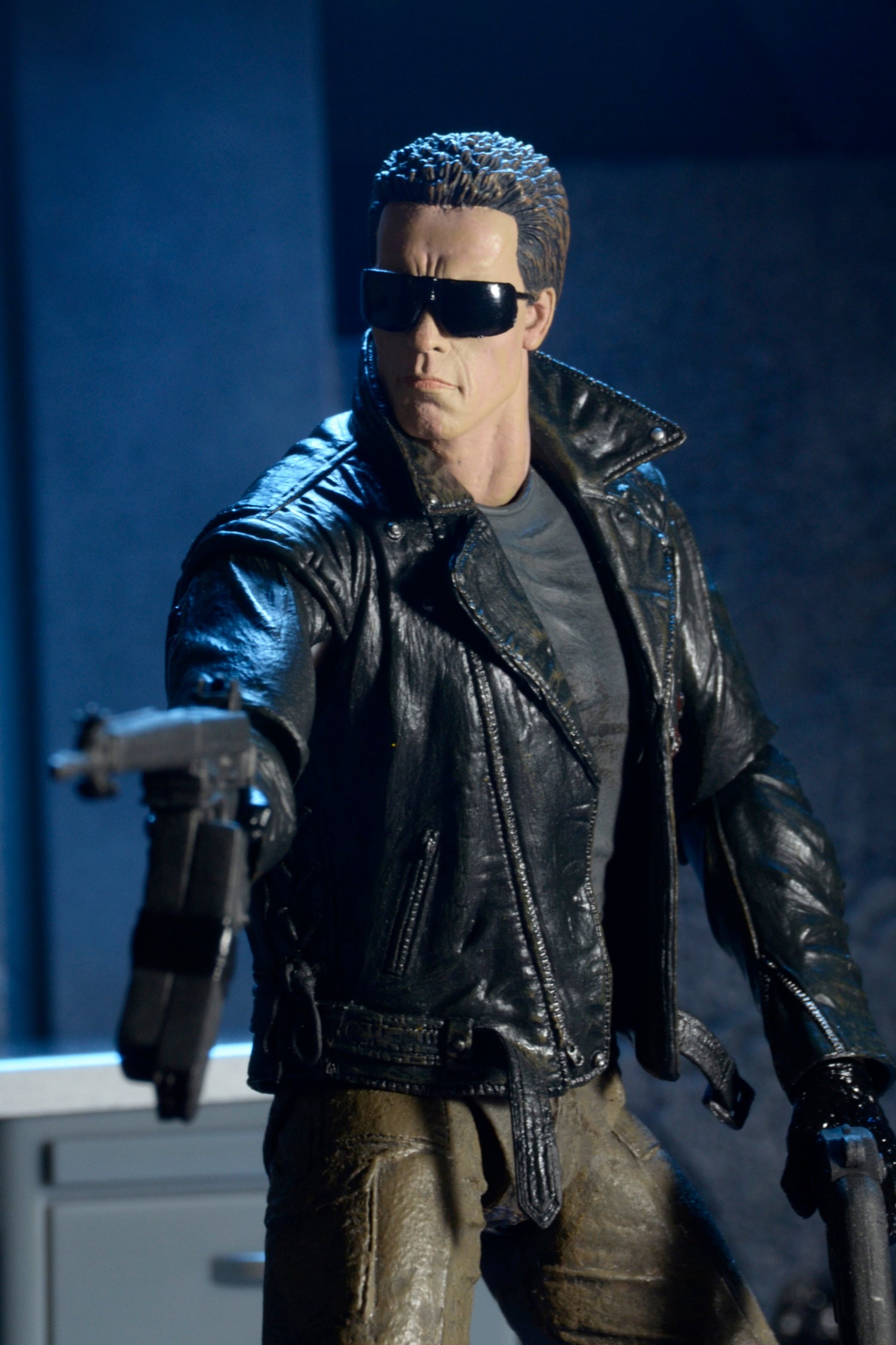 Terminator - Ultimate Police Station Assault T-800 7" Action Figure - NECA