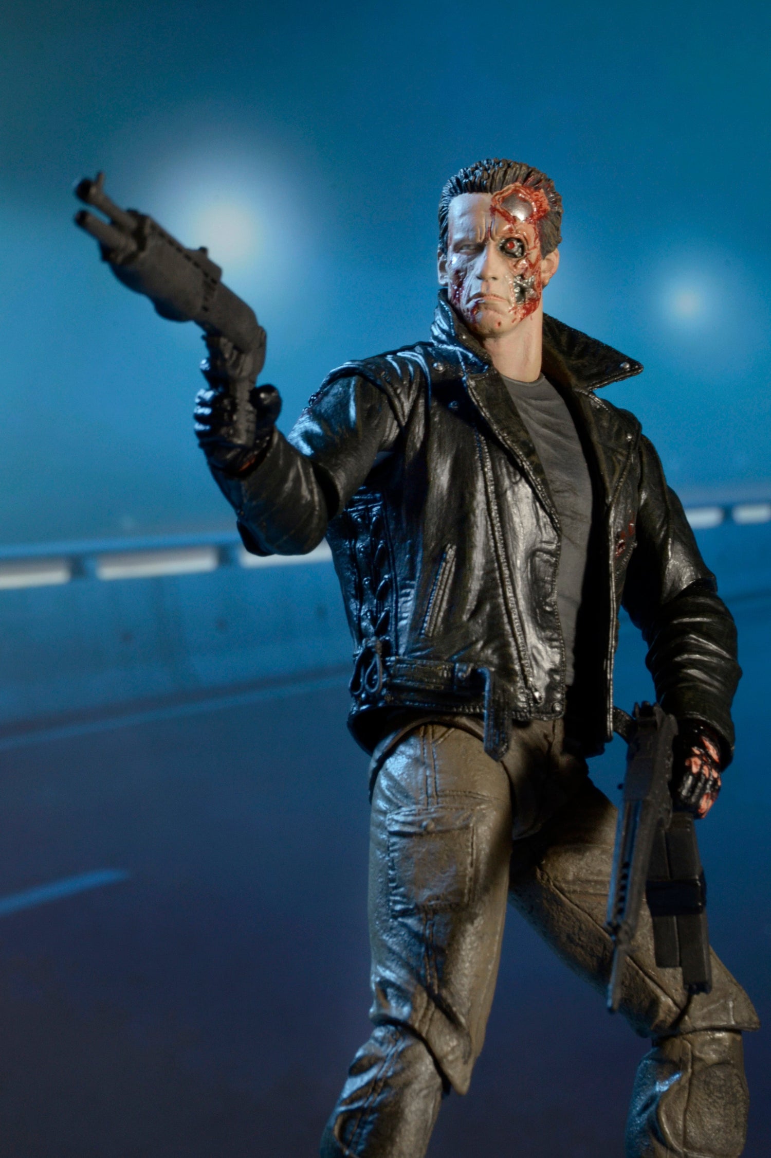 Terminator - Ultimate Police Station Assault T-800 7" Action Figure - NECA