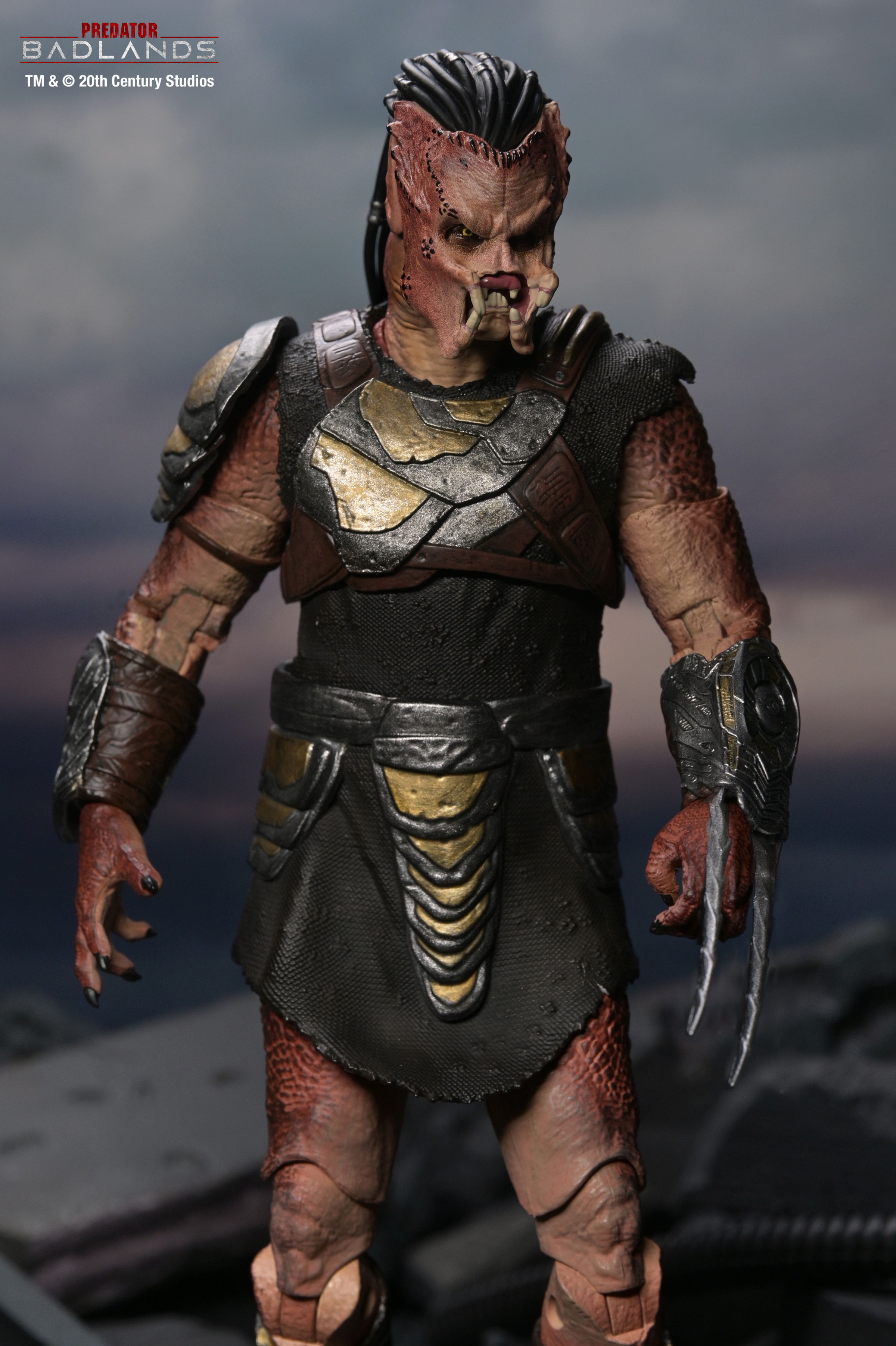 Predator: Badlands - Ultimate Dek (Training Armor) 7" Scale Action Figure - NECA