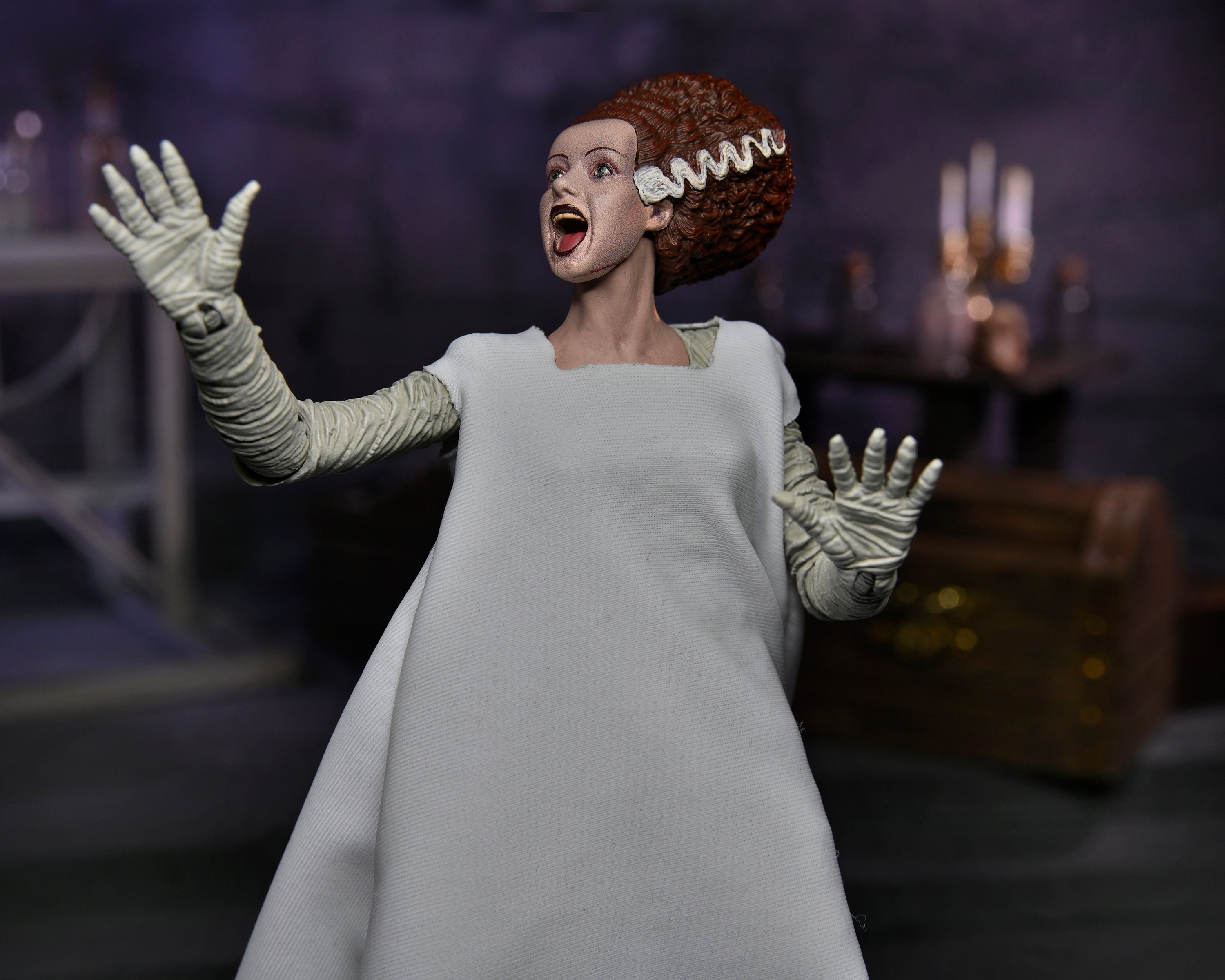 Universal Monsters - Ultimate The Bride of Frankenstein 7” Scale Action Figure (Color) - NECA