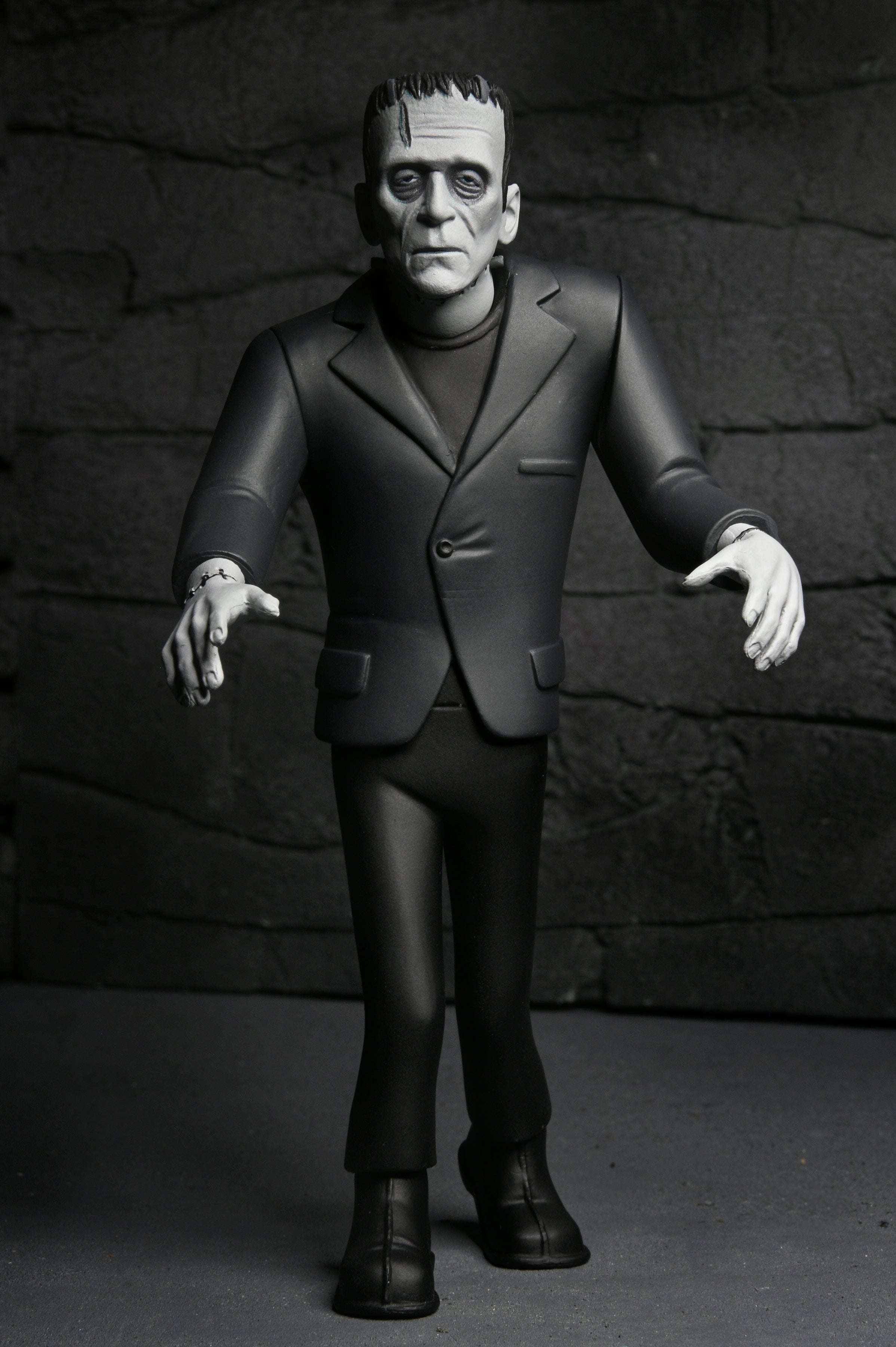 Universal Monsters - Toony Terrors Silver Screen Edition (Series 10) Frankenstein 6” Scale Action Figure - NECA