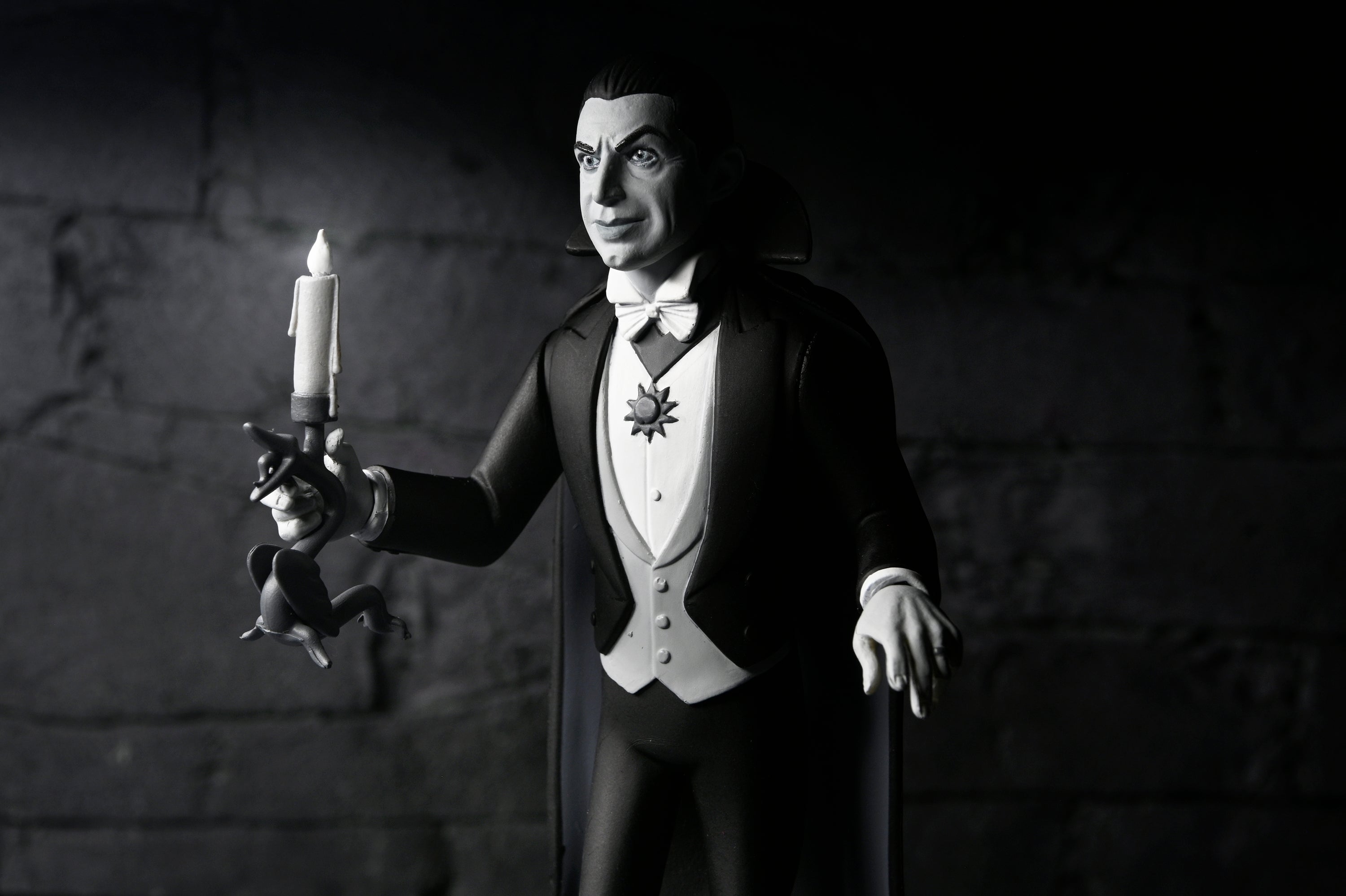 Universal Monsters - Toony Terrors Silver Screen Edition (Series 10) Dracula 6” Scale Action Figure - NECA