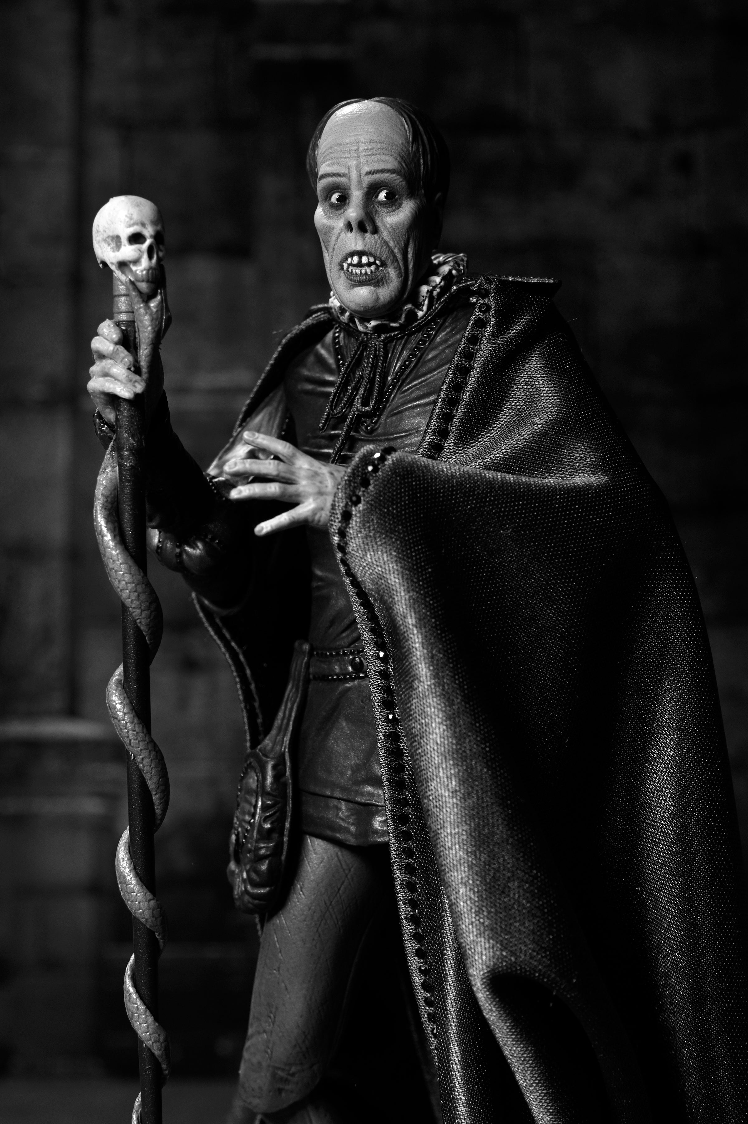 The Phantom of the Opera (1925) - Phantom of the Opera "Masque of the Red Death" 7" Scale Action Figure (Black &amp; White) on the NECA Store