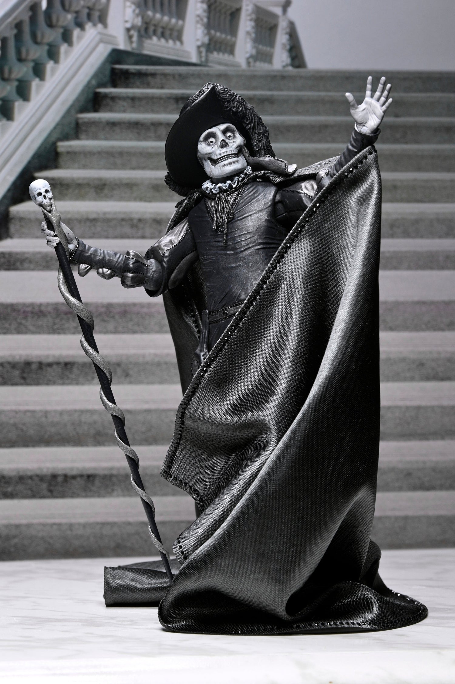 The Phantom of the Opera (1925) - Phantom of the Opera "Masque of the Red Death" 7" Scale Action Figure (Black &amp; White) on the NECA Store