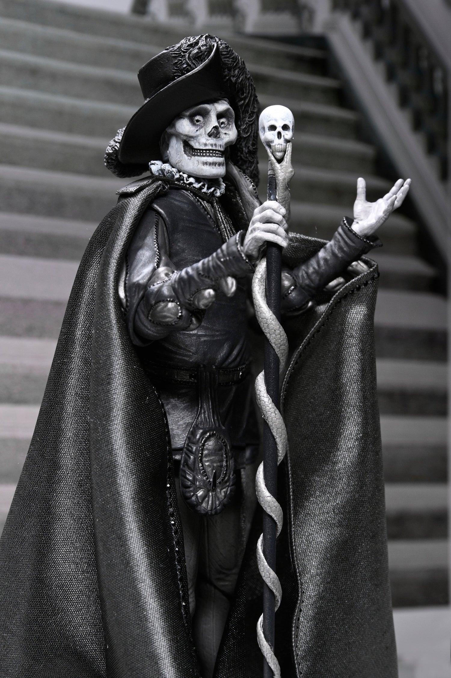 The Phantom of the Opera (1925) - Phantom of the Opera "Masque of the Red Death" 7" Scale Action Figure (Black &amp; White) on the NECA Store
