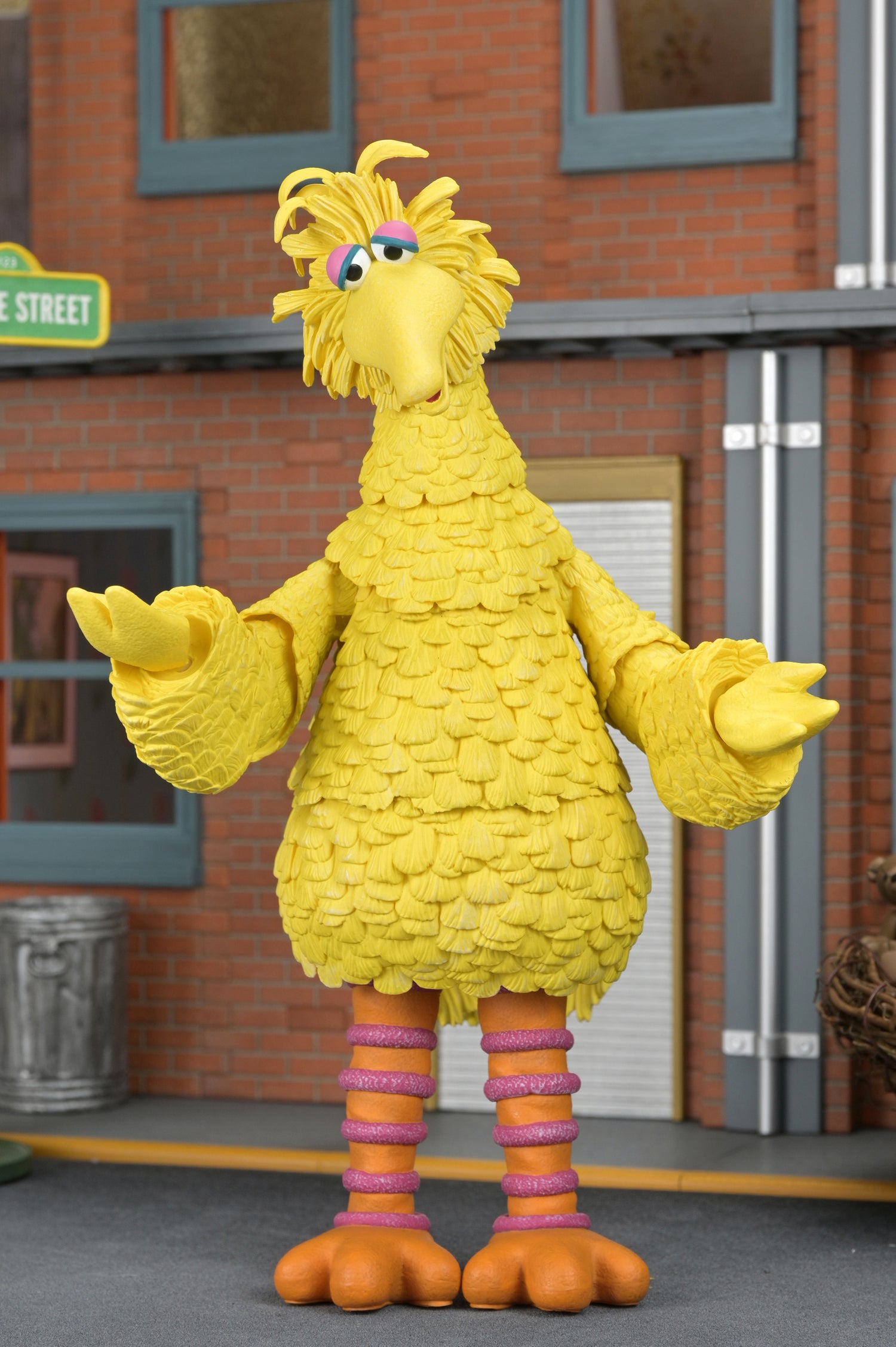 Sesame Street - Ultimate Big Bird 7” Scale Action Figure - NECA