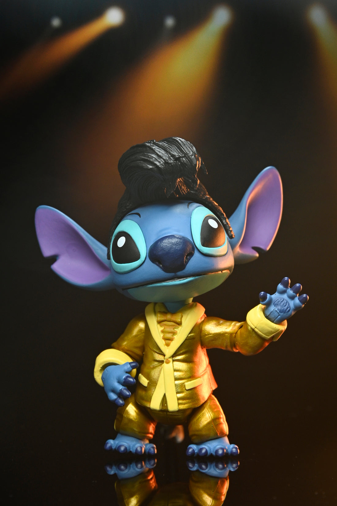 Disney Stitch - Ultimate Gold Suit Elvis 7&quot; Scale Action Figure - NECA