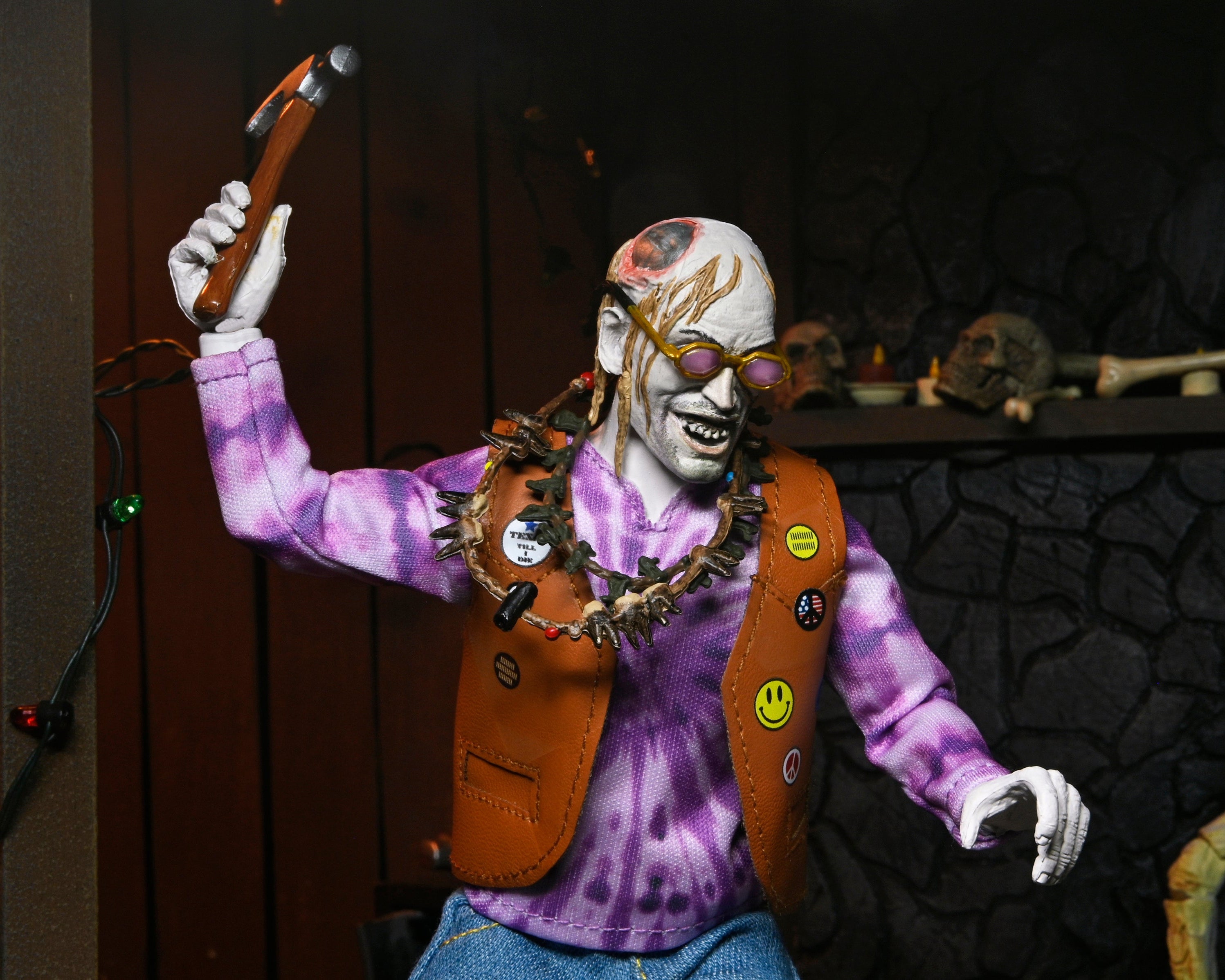 The Texas Chainsaw Massacre 2 - Chop Top 8” Clothed Figure - NECA