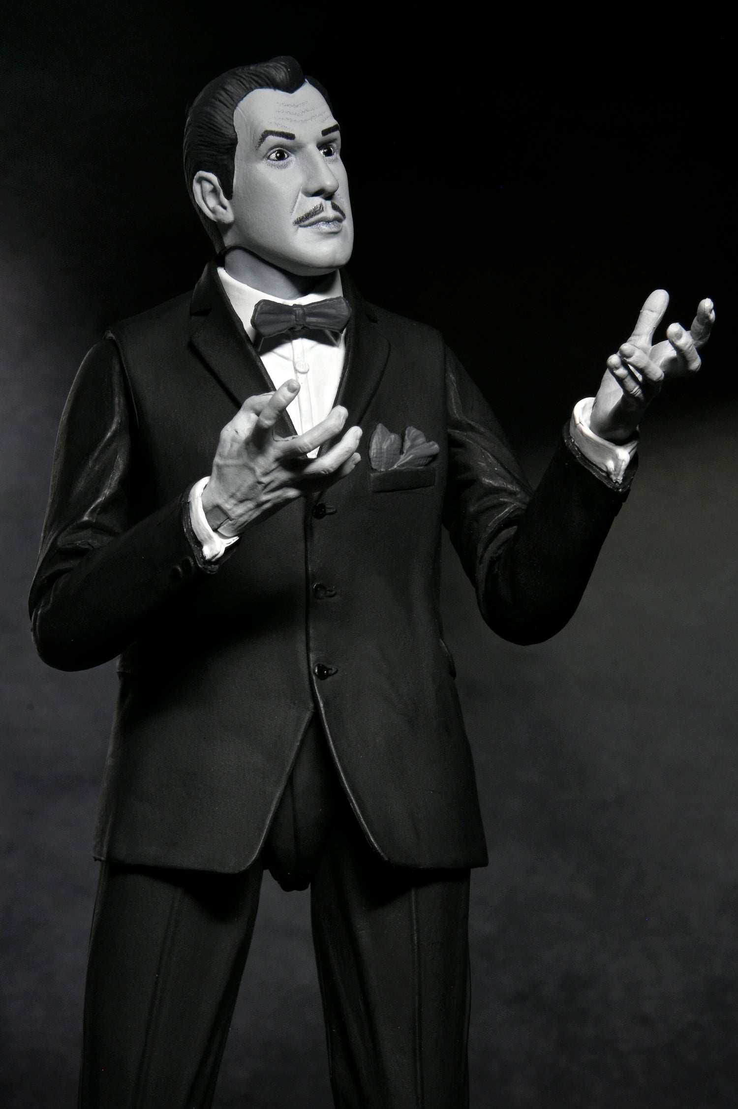 Ultimate Vincent Price 7&quot; Scale Action Figure (Black &amp; White) - NECA