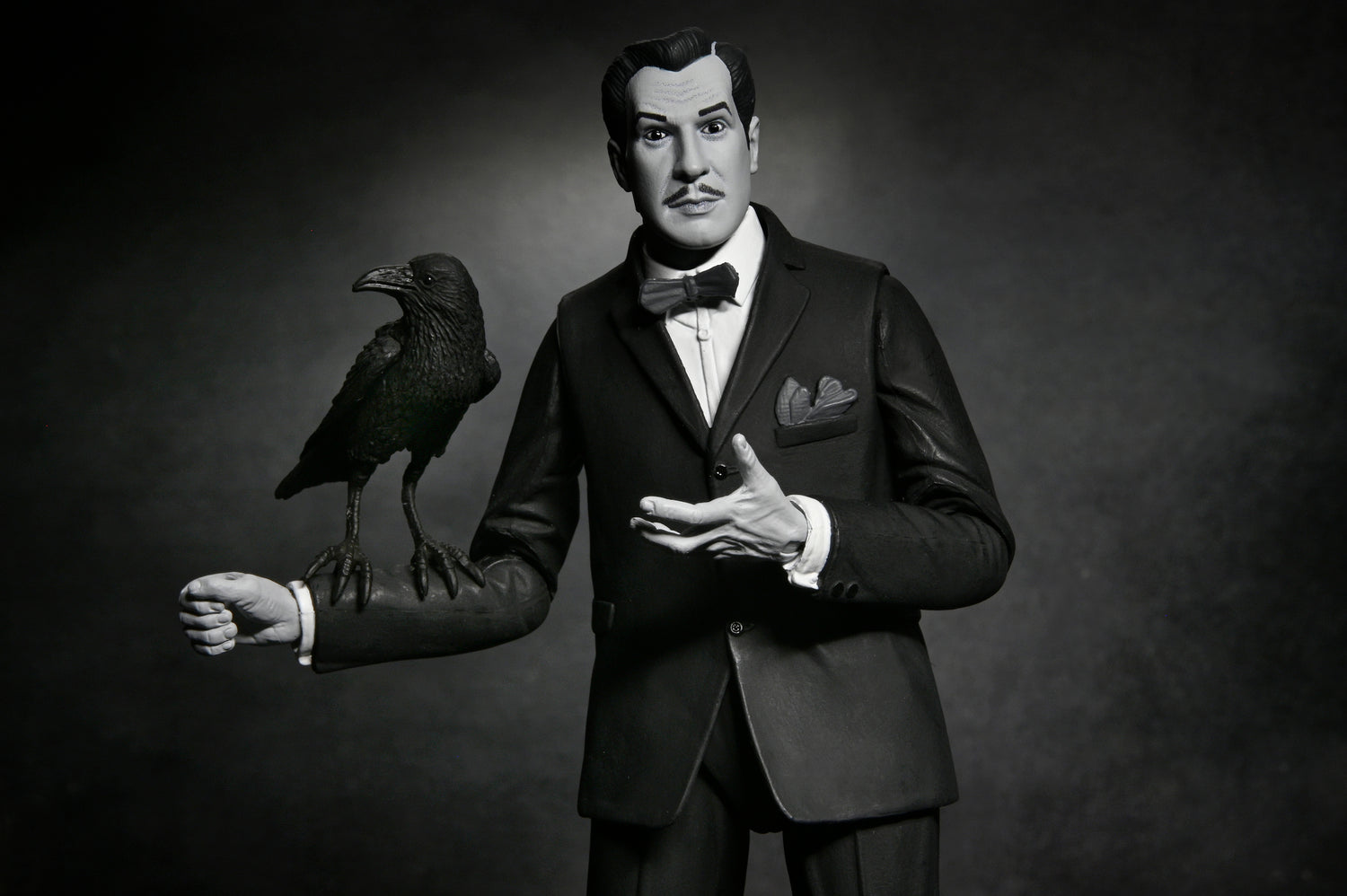 Ultimate Vincent Price 7&quot; Scale Action Figure (Black &amp; White) - NECA
