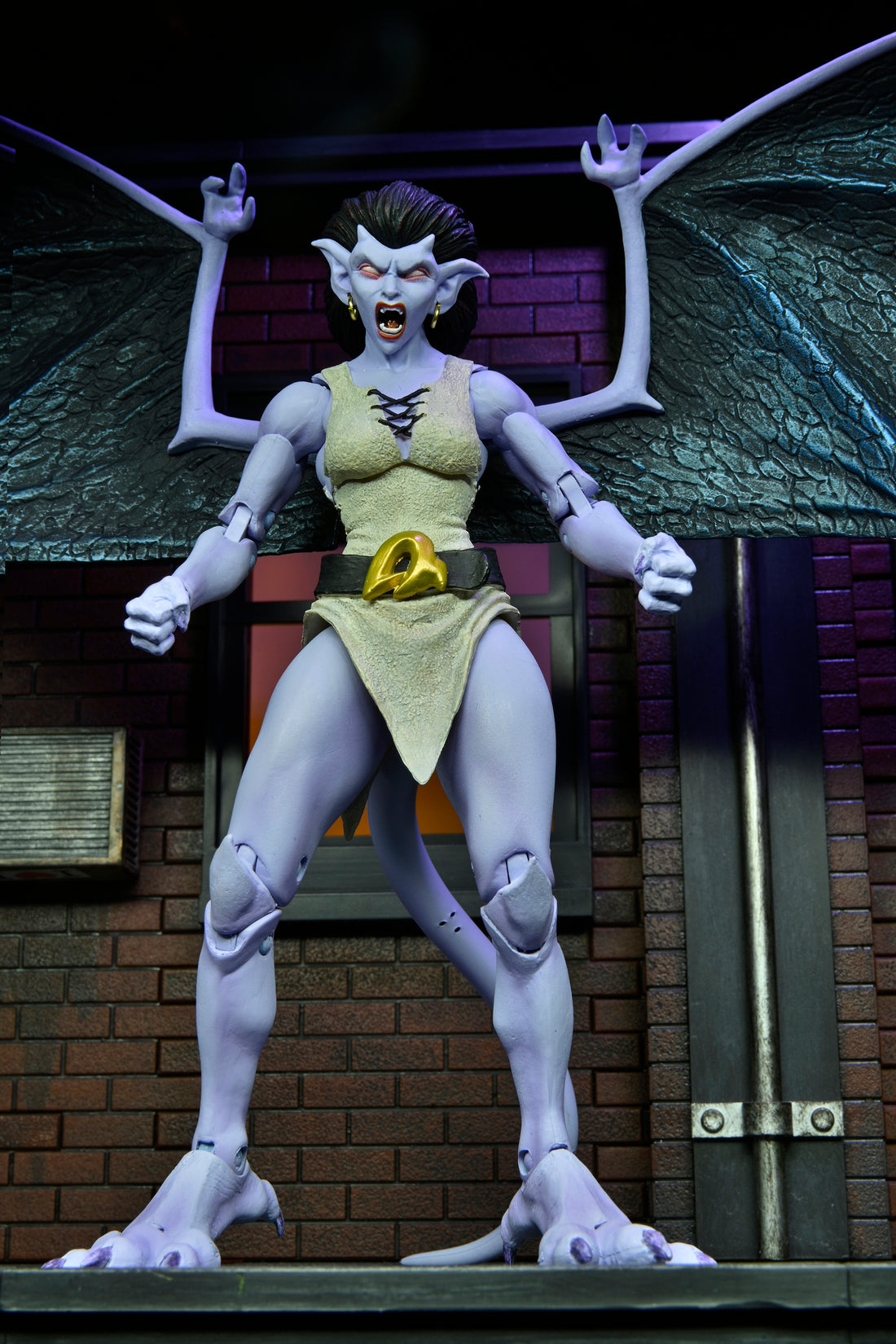 Gargoyles-  7&quot; Scale Action Figure - Ultimate Angela Figure