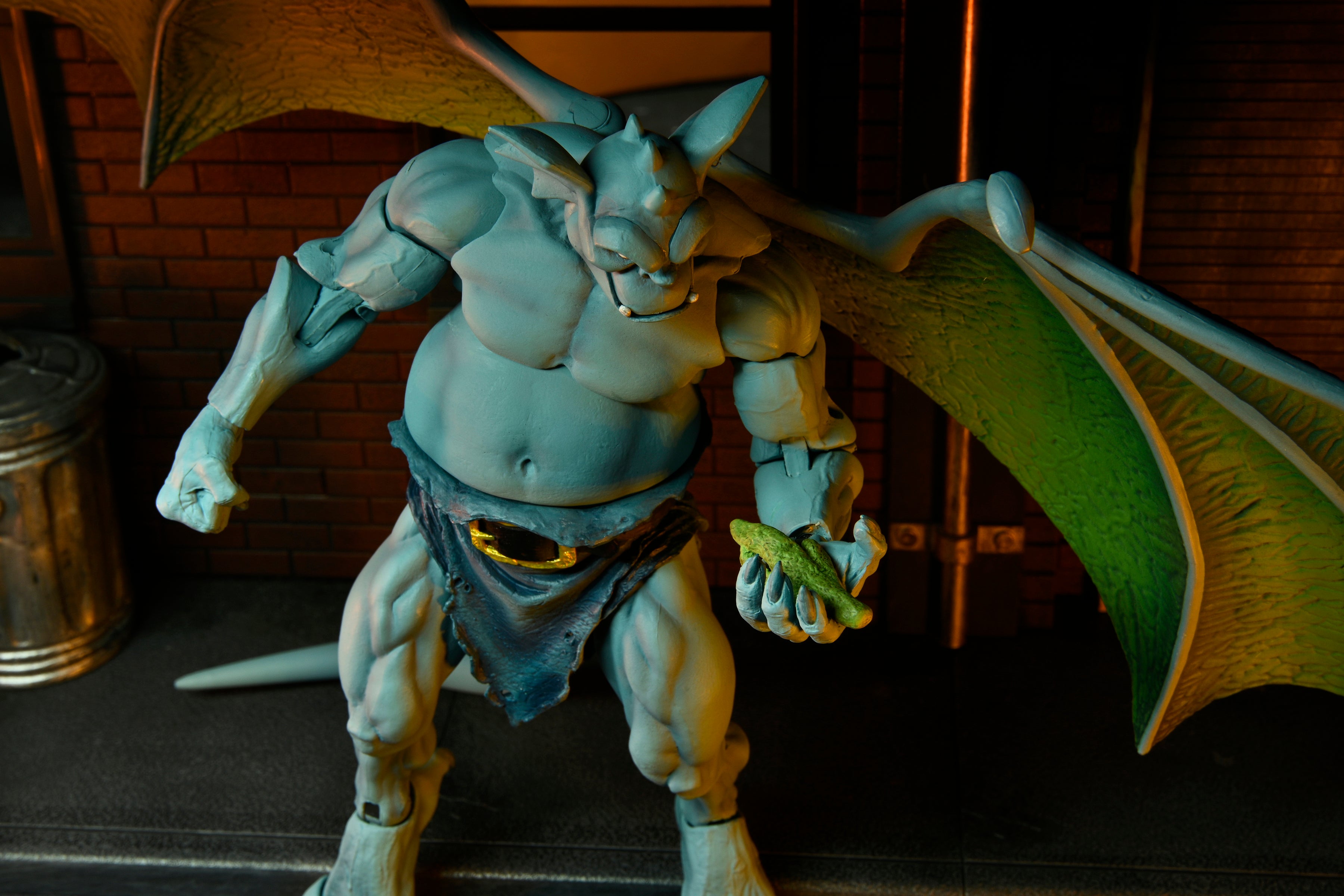 Gargoyles-  7&quot; Scale Action Figure - Ultimate Broadway Figure
