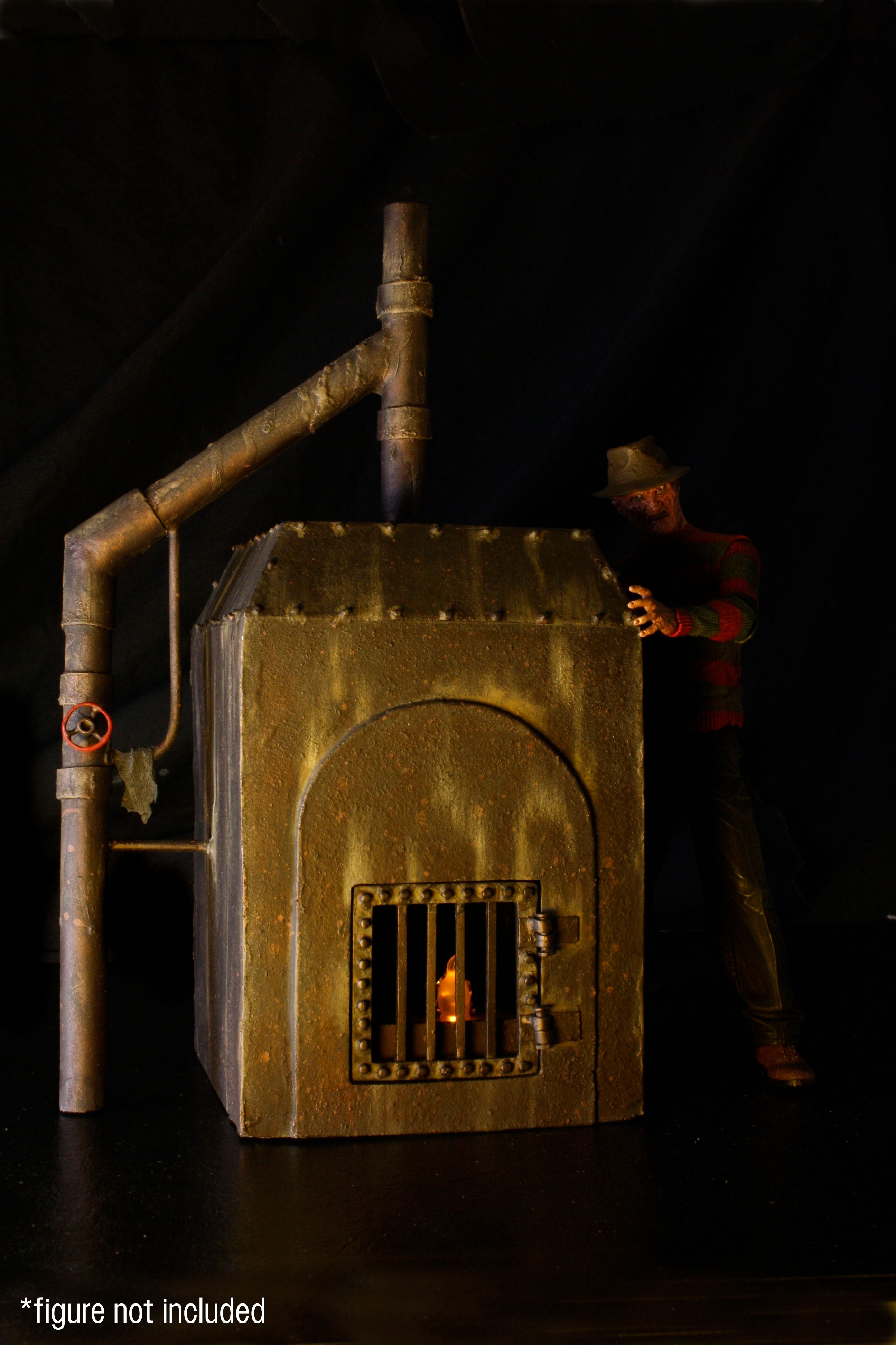 Nightmare on Elm Street - Freddy's Furnace Diorama - NECA