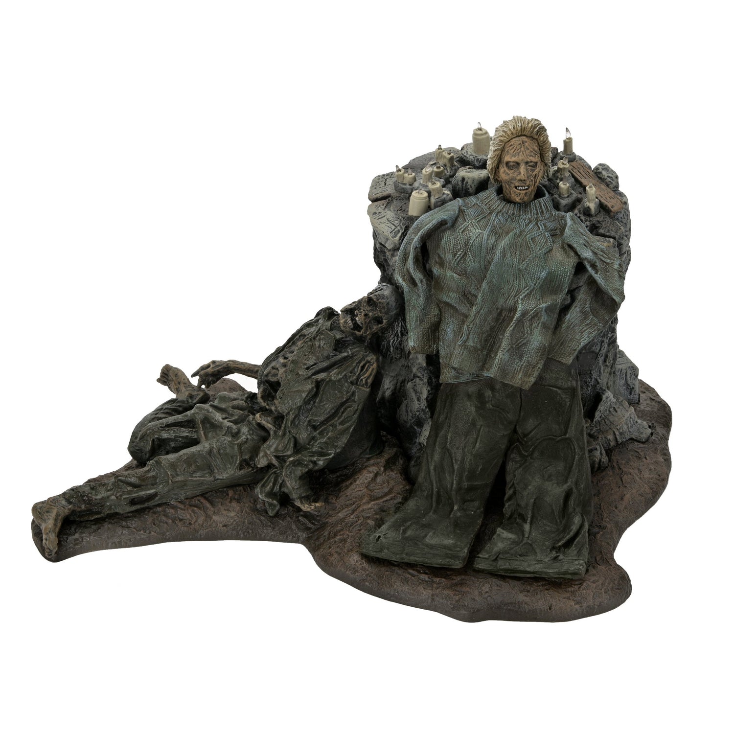 Friday the 13th: The Game - Pamela Shrine Diorama - NECA