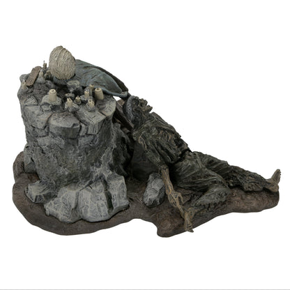 Friday the 13th: The Game - Pamela Shrine Diorama - NECA