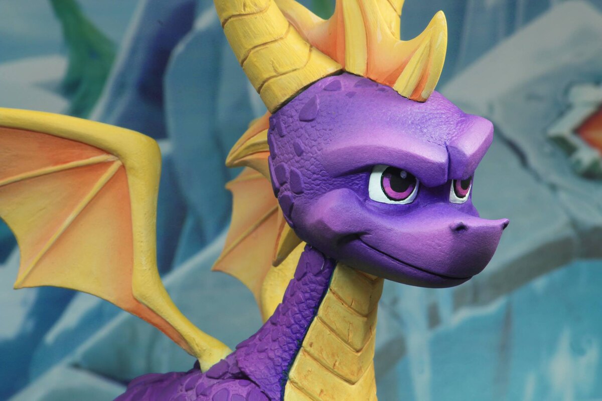 Spyro The Dragon - Spyro 7" Scale Action Figure on the NECA Store