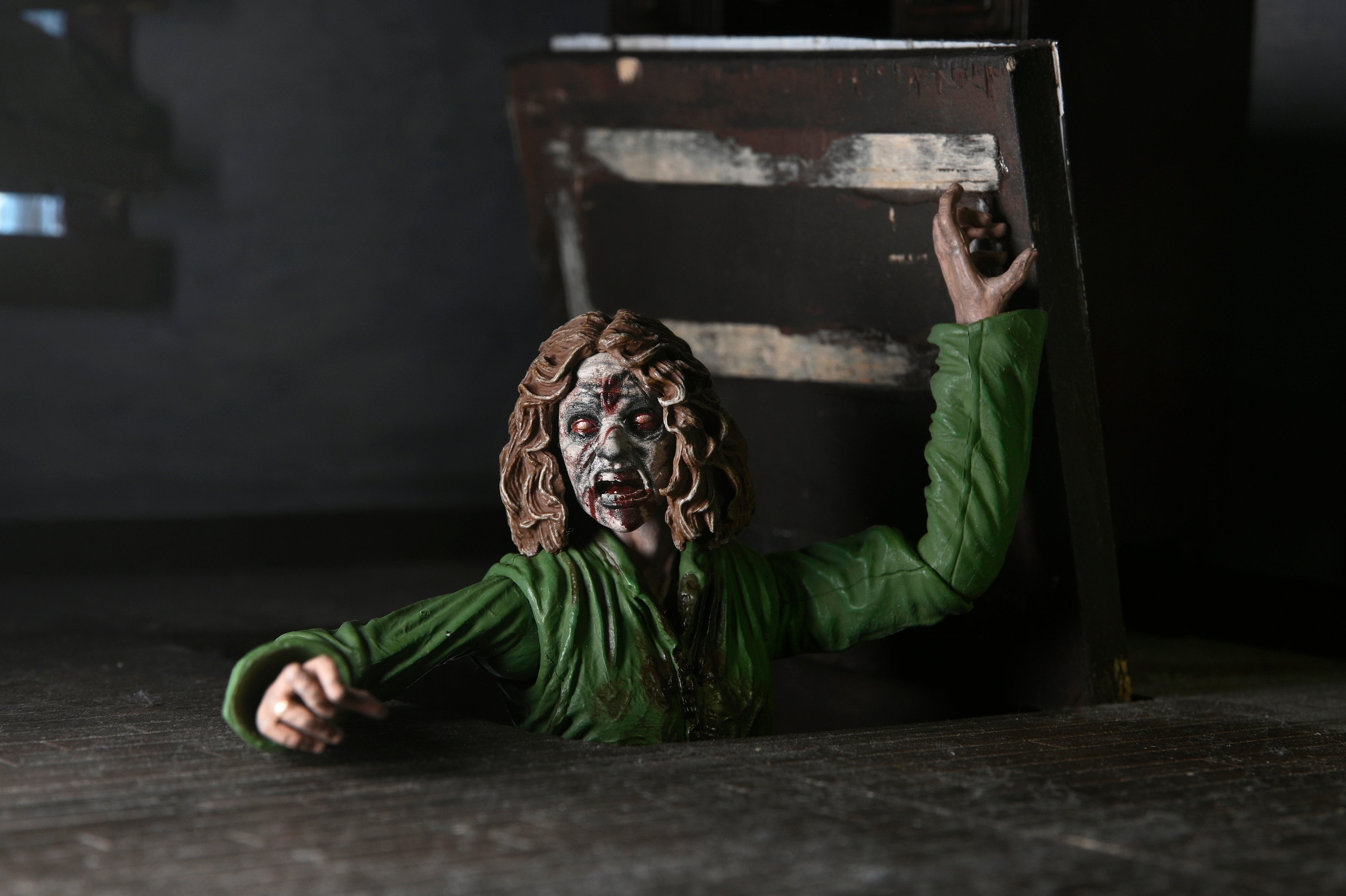The Evil Dead - Bloody Ash & Cheryl Williams 7” Scale Action Figure (2-Pack) - NECA