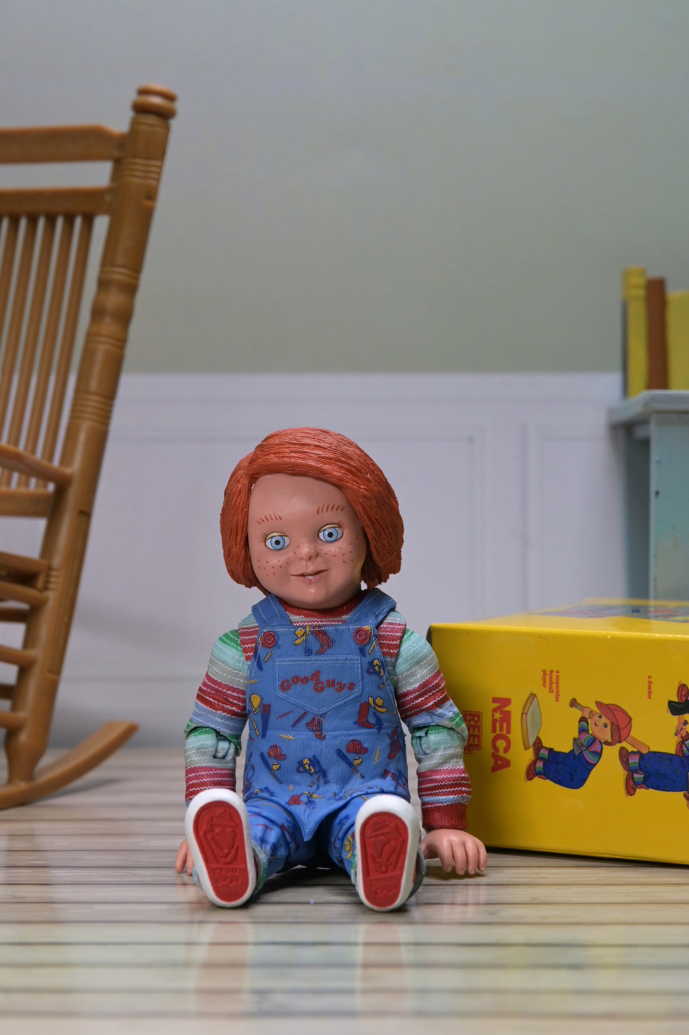 チャッキー フィギュア チャイルド・プレイ2　CHUCKY Child's Play 2 - Ultimate Chucky 7” Scale Action Figure – NECA
