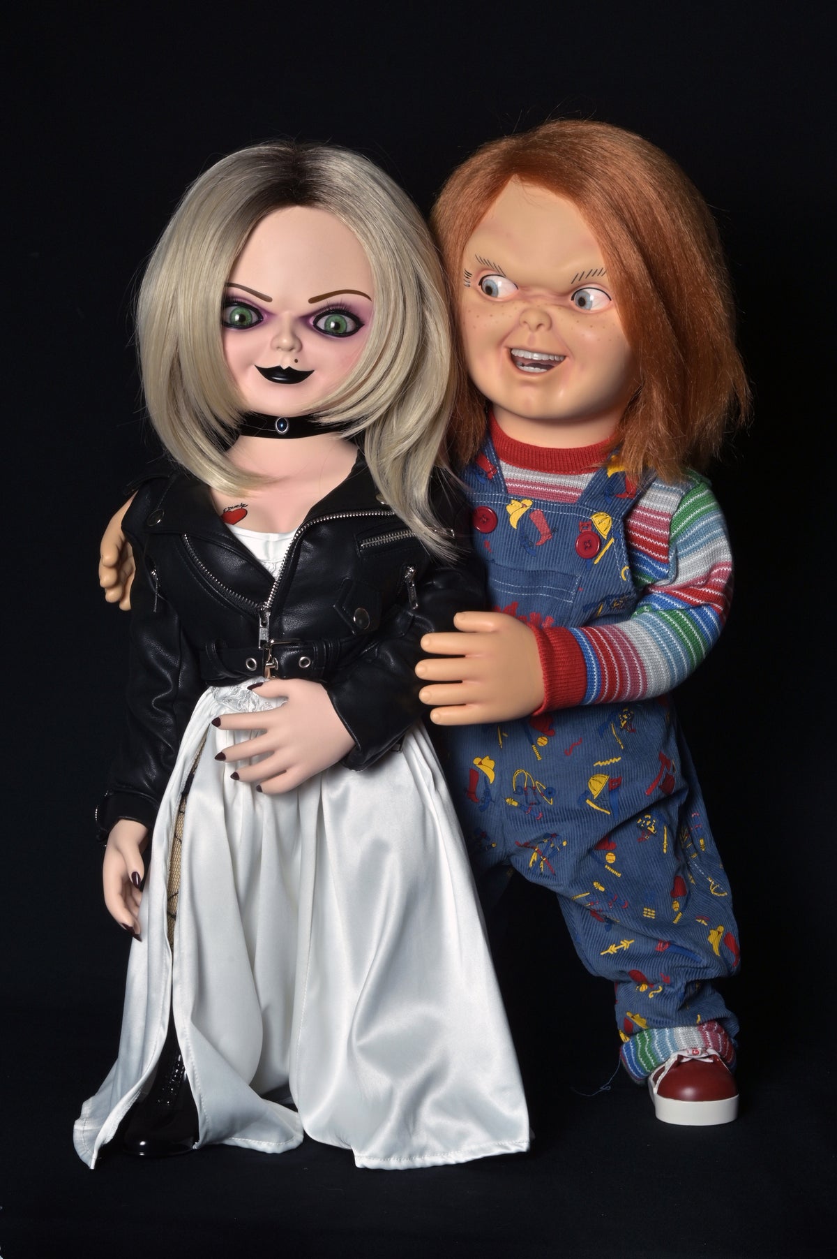 Chucky (TV Series) – Life-Size Chucky and Tiffany 1:1 Replica Dolls Bundle on the NECA Store