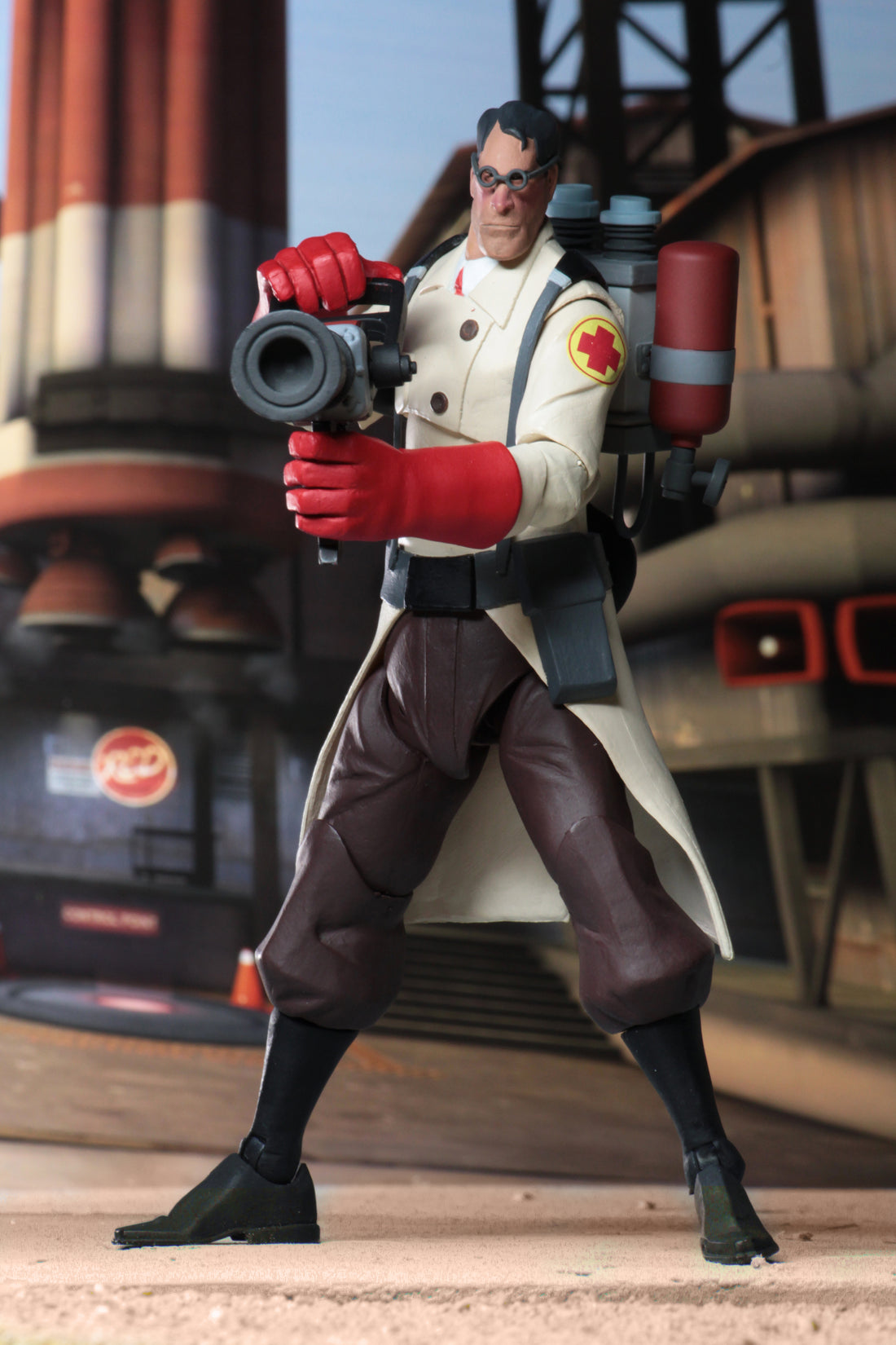 Team Fortress 2 - RED Medic 7" Scale Action Figures (Series 4) on the NECA Store