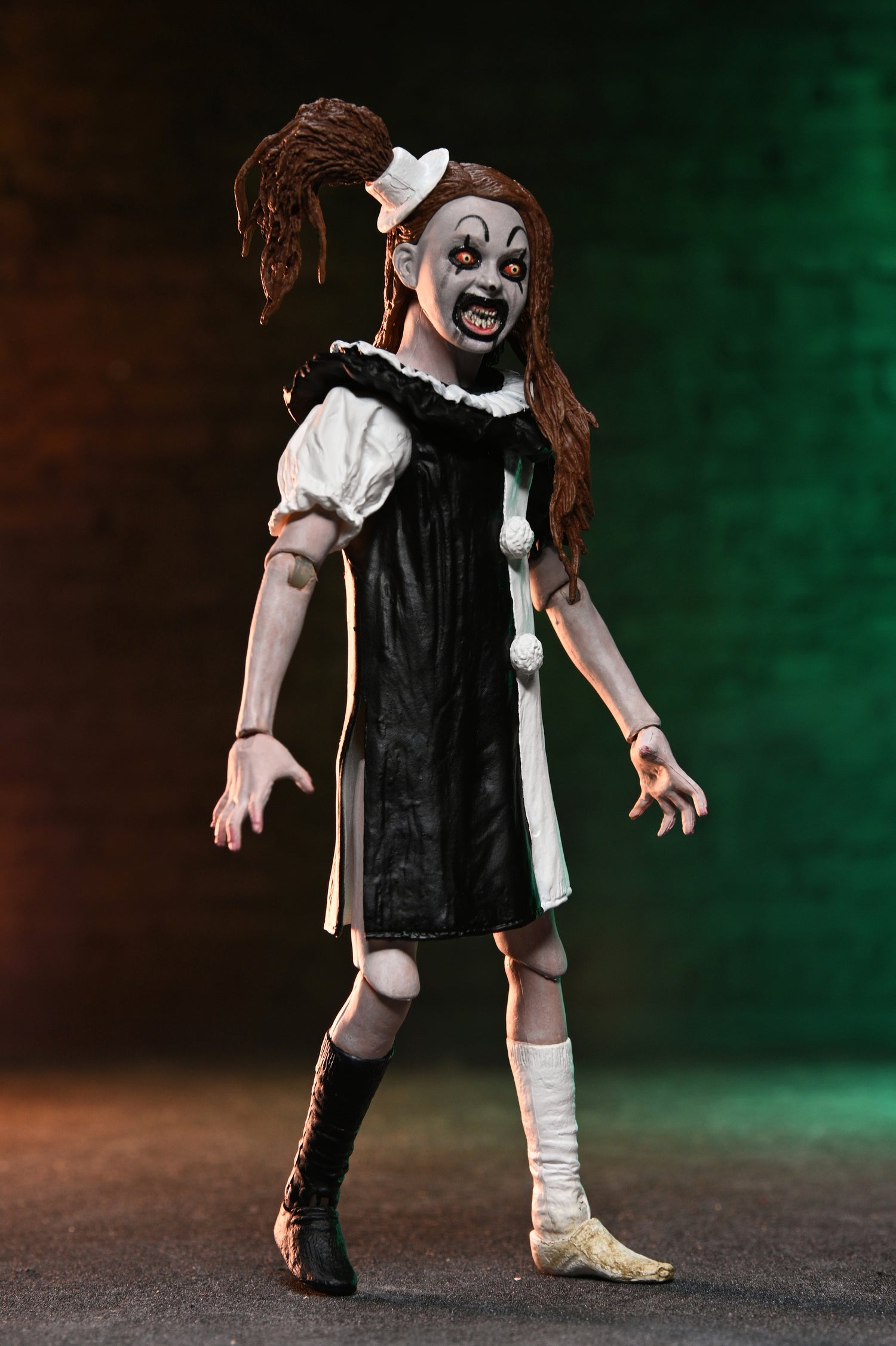 Terrifier 2 - Ultimate Art the Clown and The Little Pale Girl 7" Scale Action Figure 2-Pack on the NECA Store