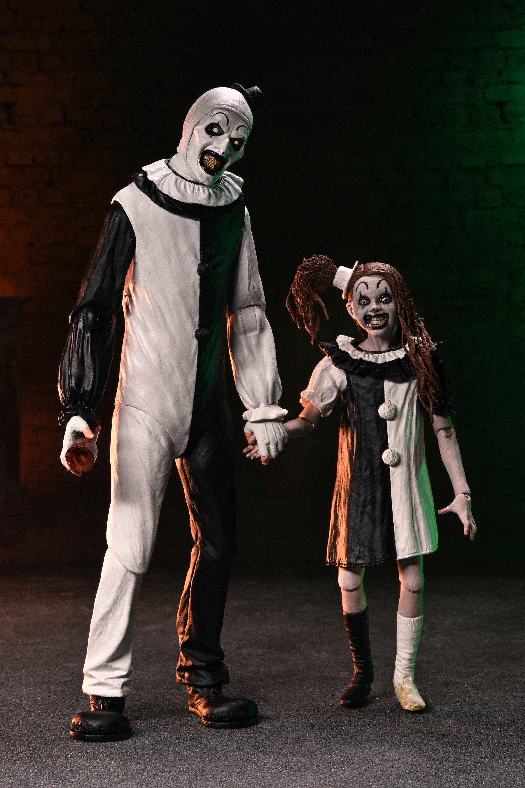 Terrifier 2 - Ultimate Art the Clown and The Little Pale Girl 7" Scale Action Figure 2-Pack on the NECA Store