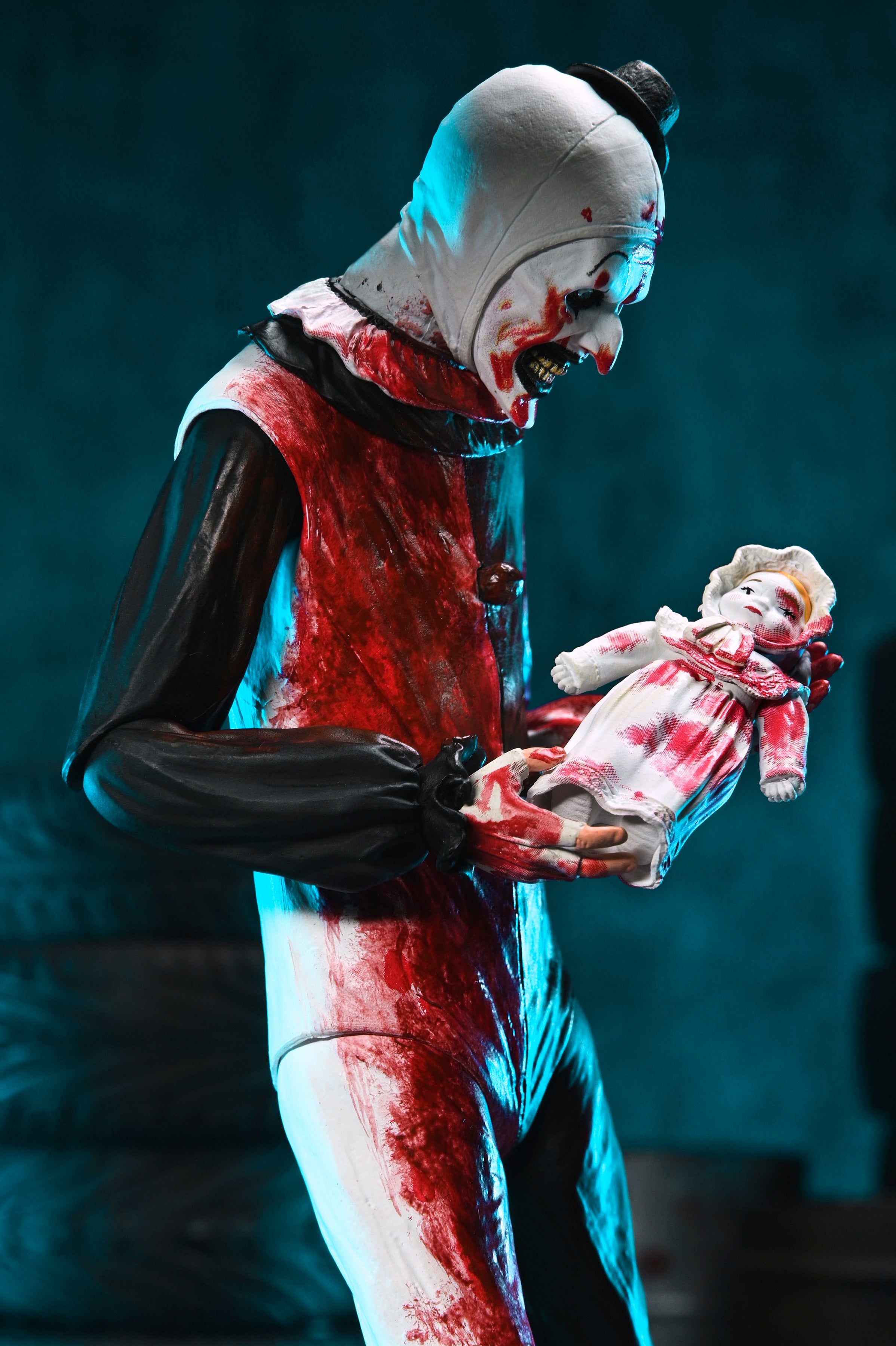 Terrifier - Ultimate Art the Clown 7" Scale Action Figure (Blood Soaked)