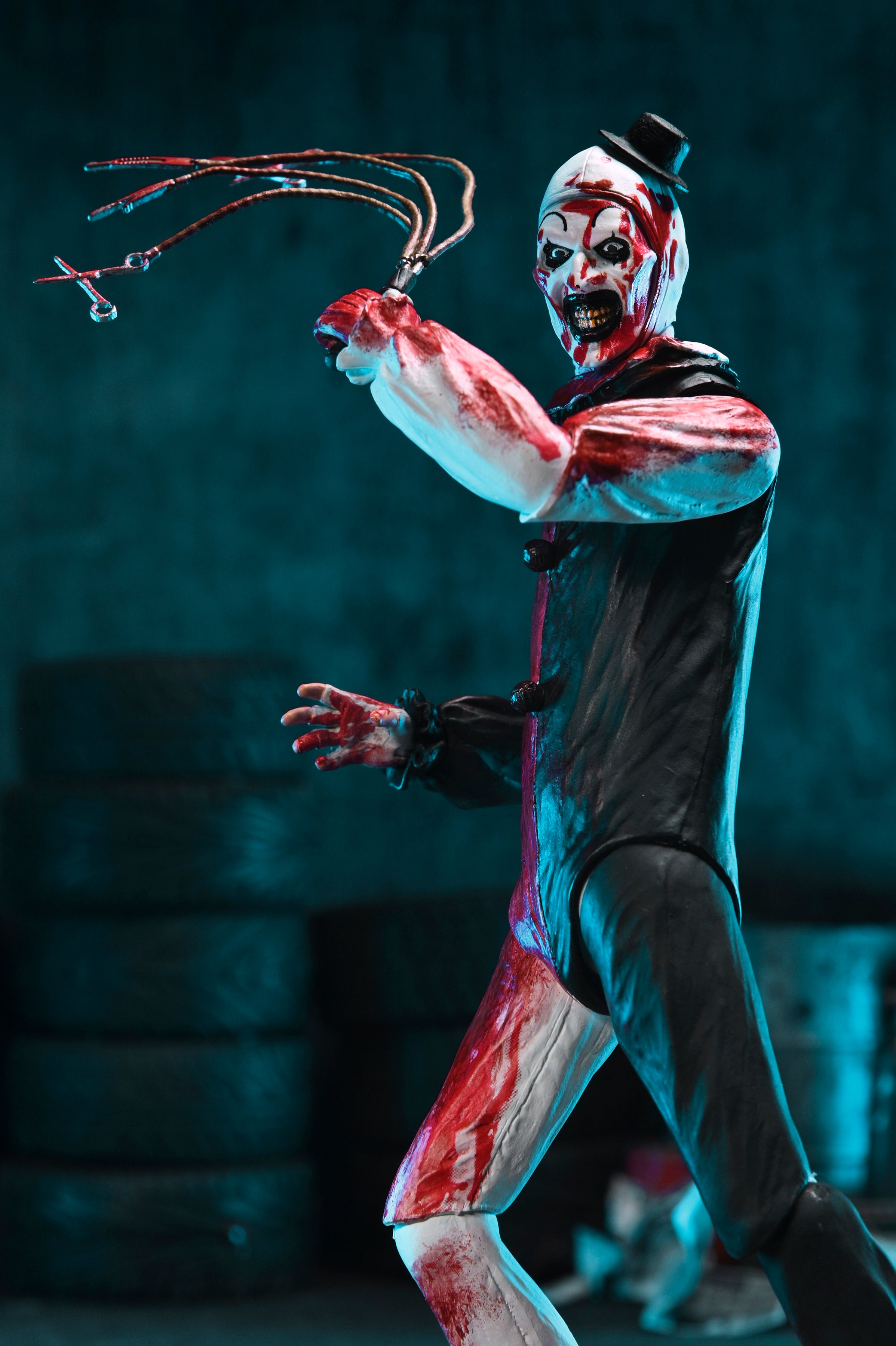 Terrifier - Ultimate Art the Clown 7" Scale Action Figure (Blood Soaked)