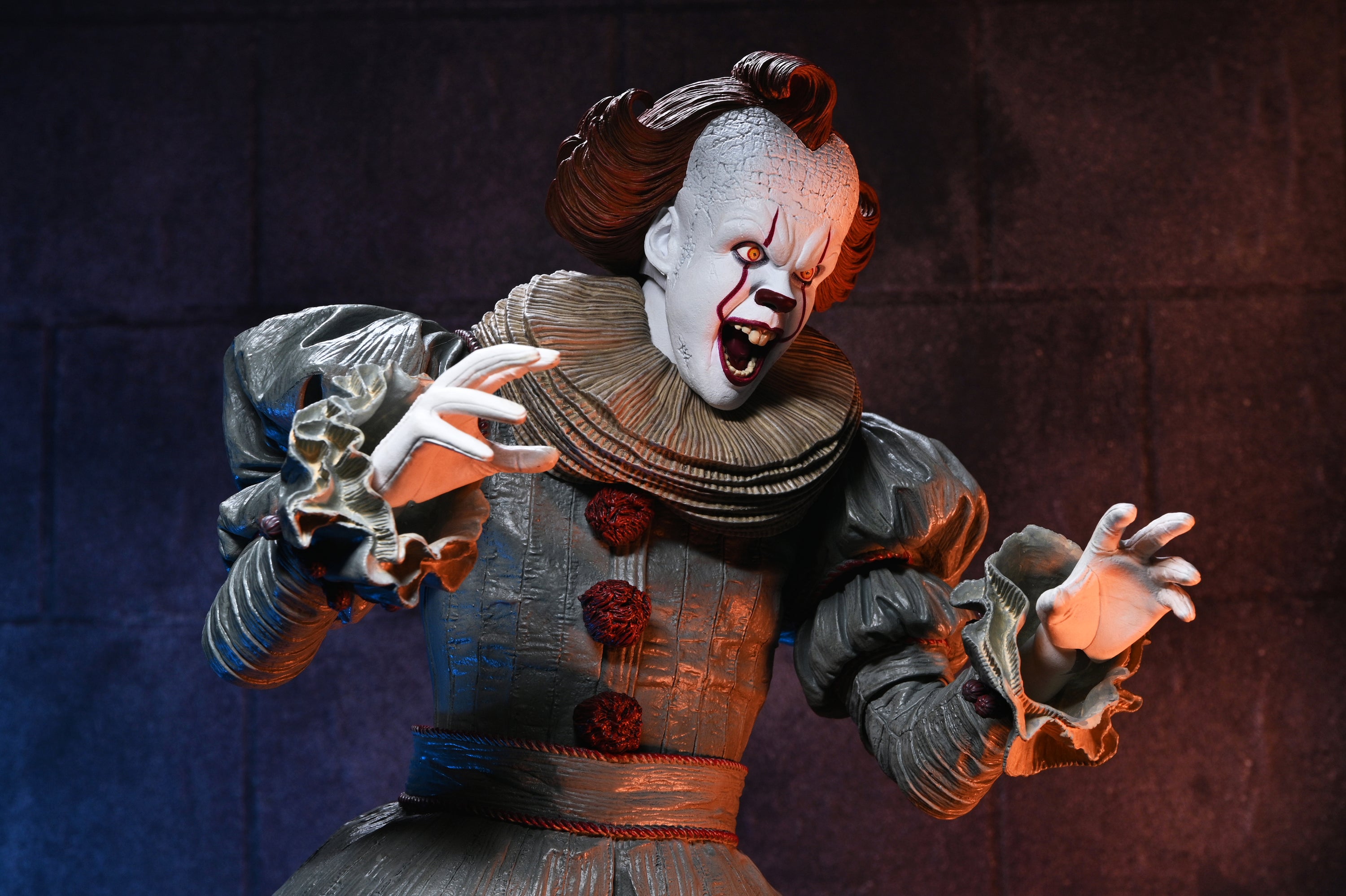 IT: Welcome to Derry - Pennywise 1/4 Scale Action Figure - NECA