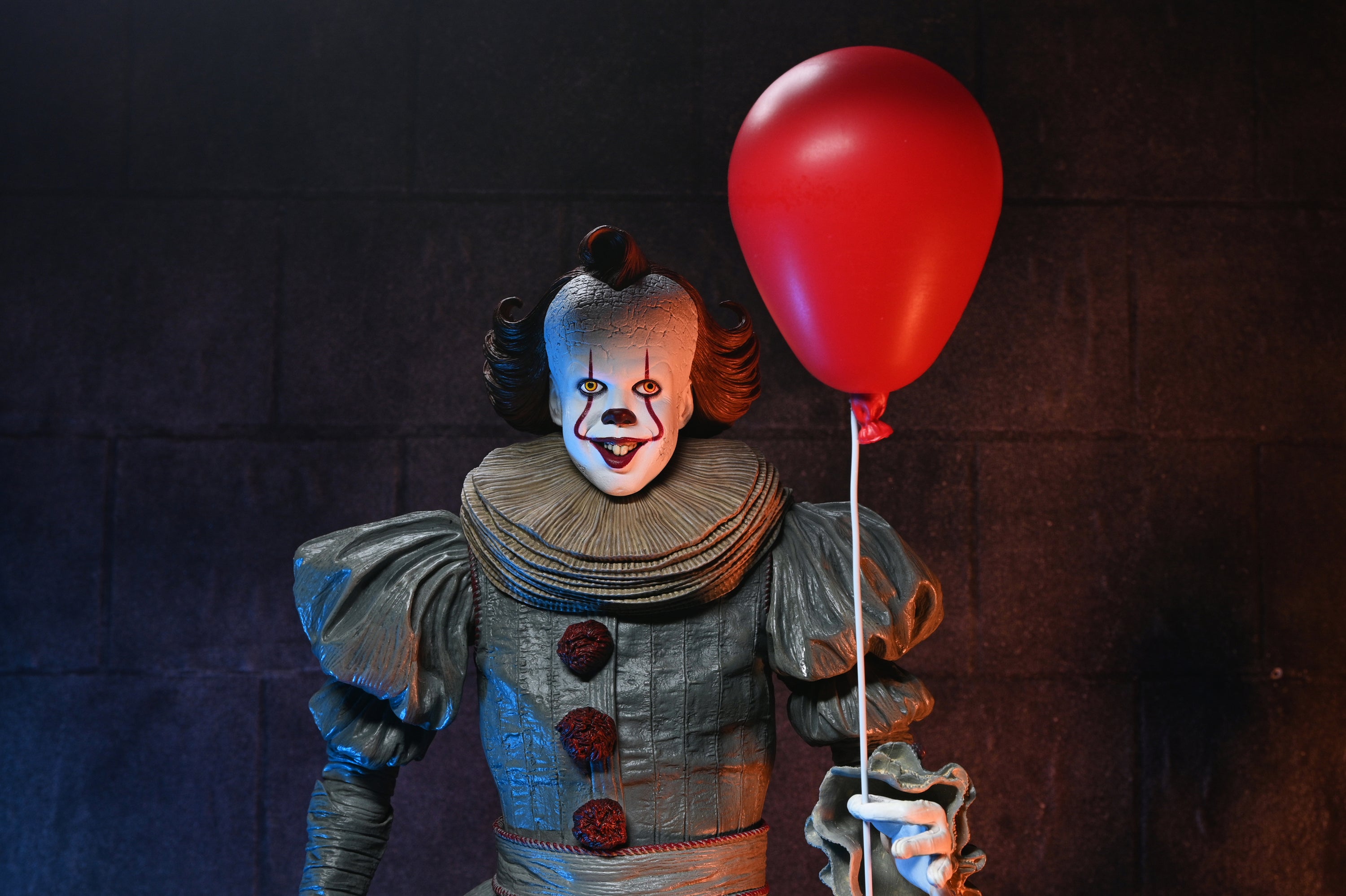IT: Welcome to Derry - Pennywise 1/4 Scale Action Figure - NECA