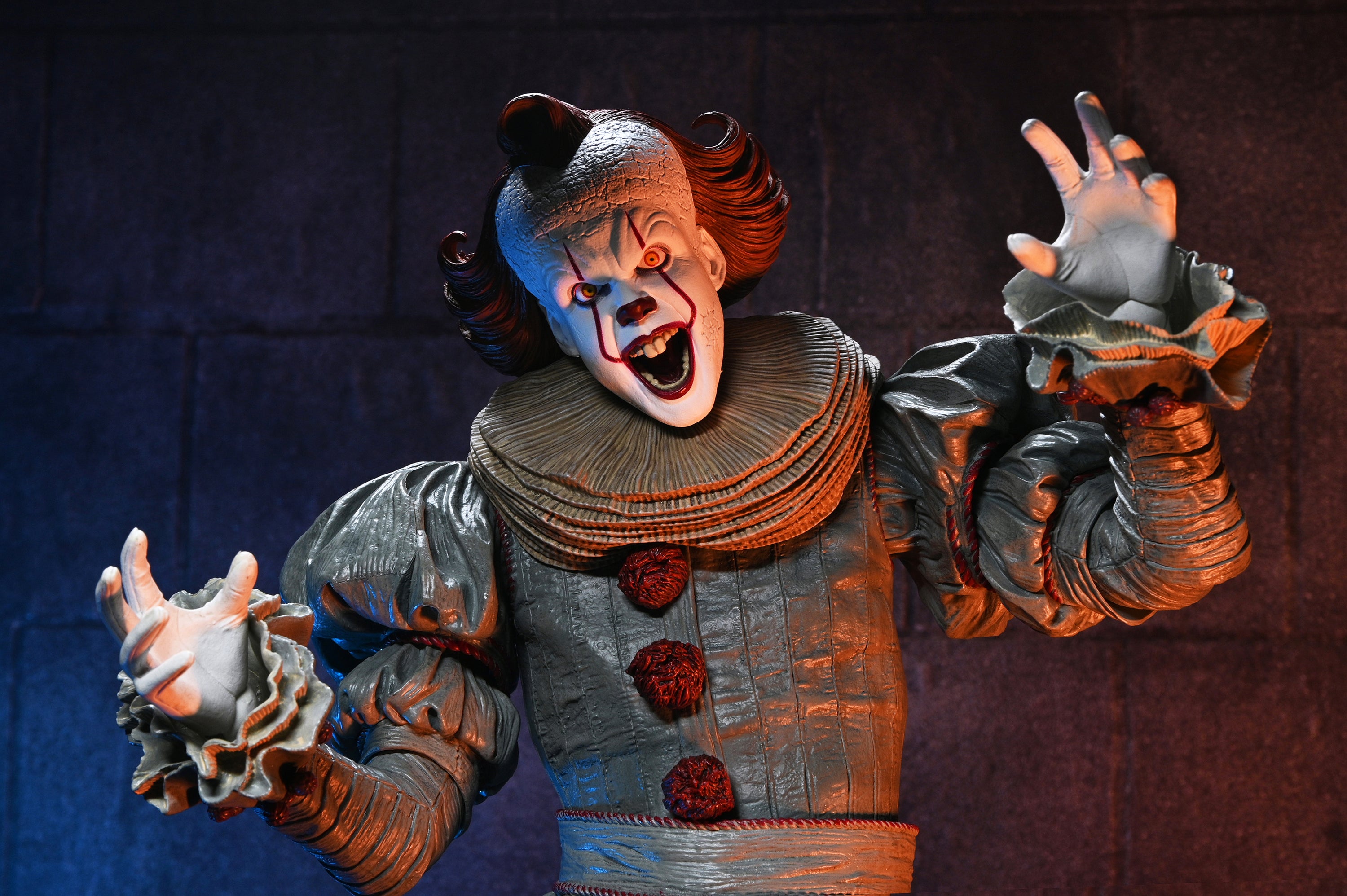 IT: Welcome to Derry - Pennywise 1/4 Scale Action Figure - NECA