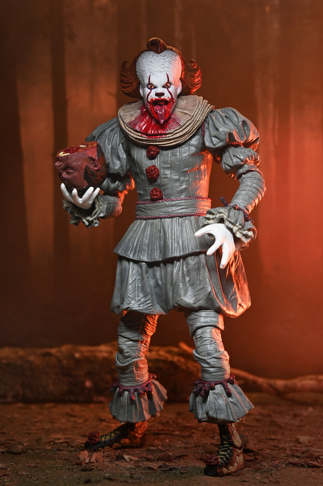 IT: Welcome to Derry - Ultimate Pennywise 7&quot; Scale Action Figure - NECA