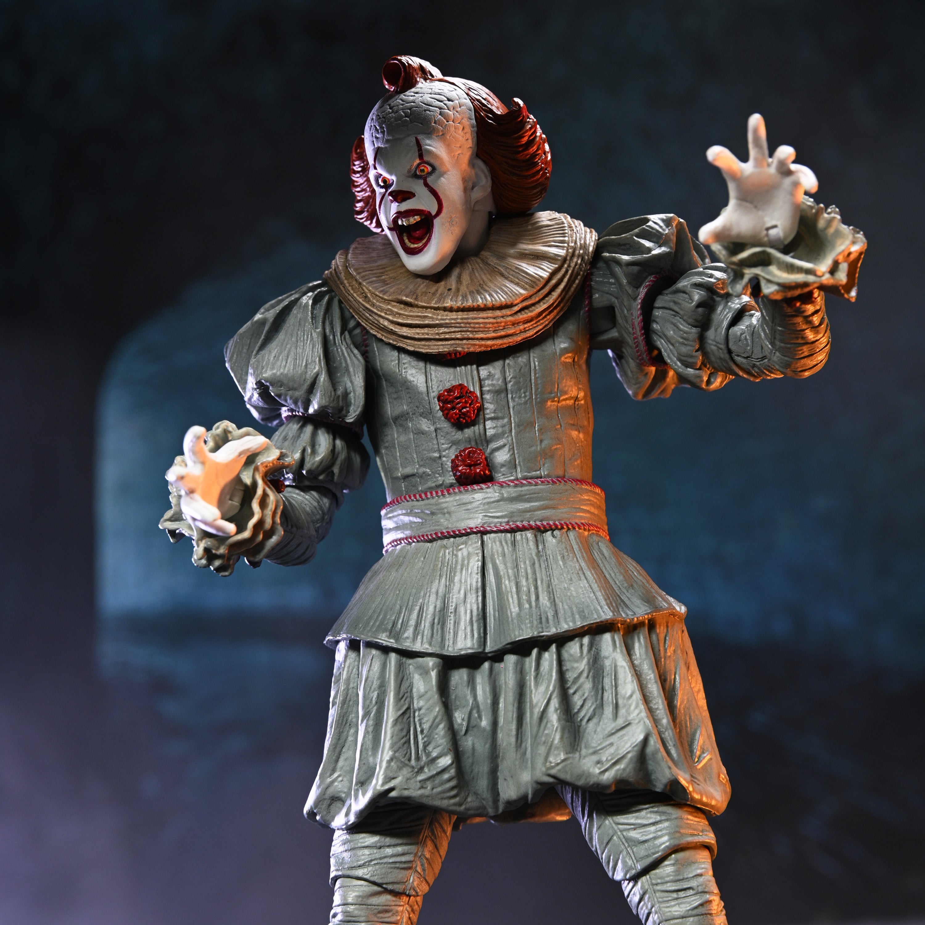 IT: Welcome to Derry - Ultimate Pennywise 7" Scale Action Figure - NECA