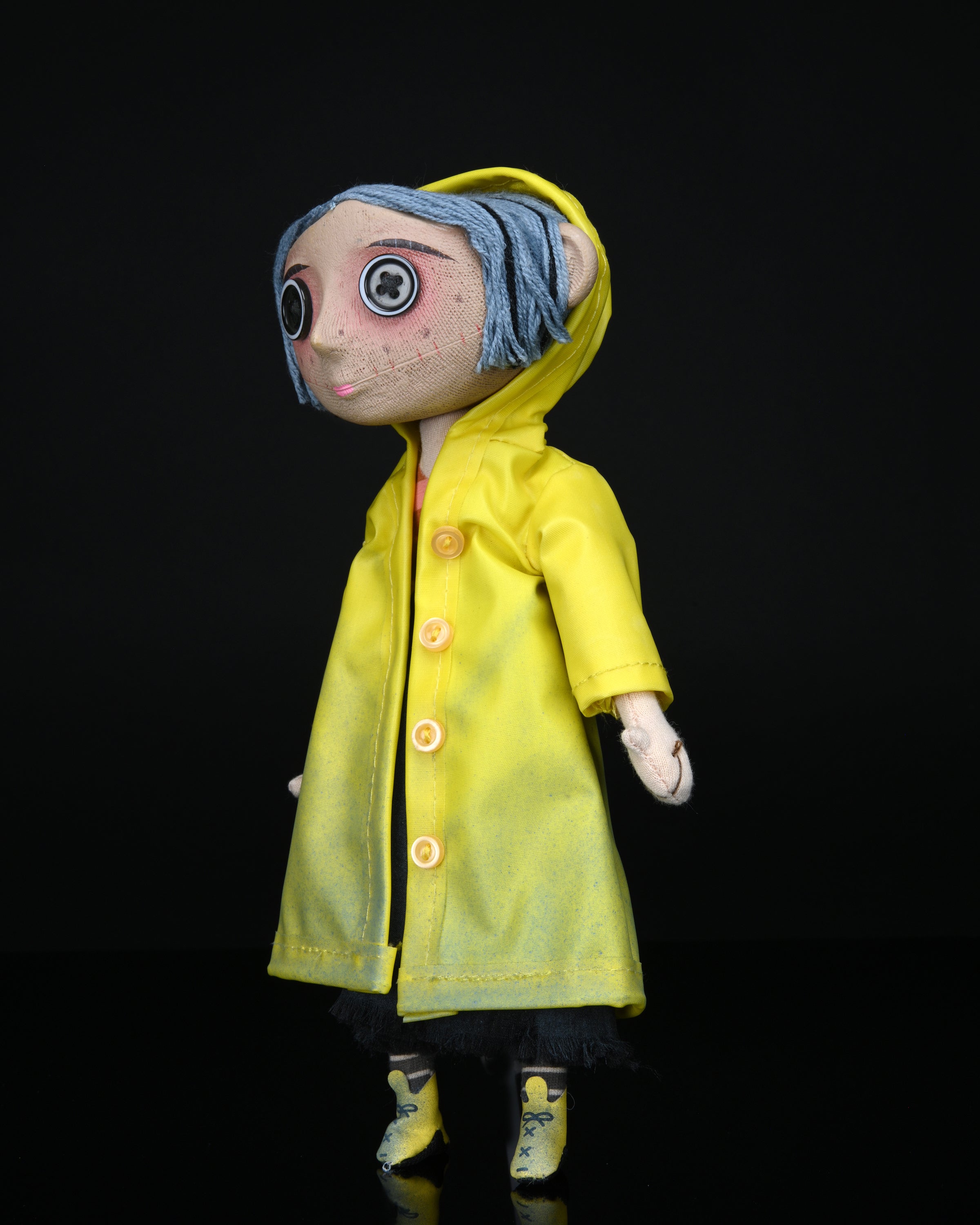 Coraline - 10" Coraline Prop Replica Doll - NECA