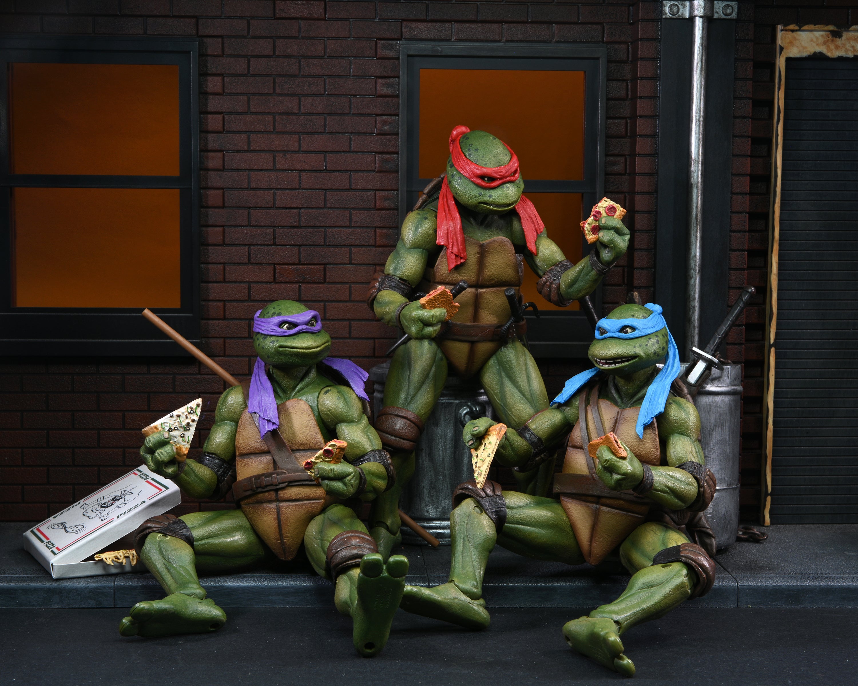 Teenage Mutant Ninja Turtles 2: Secret of the Ooze - Turtles 4-Pack in VHS packaging