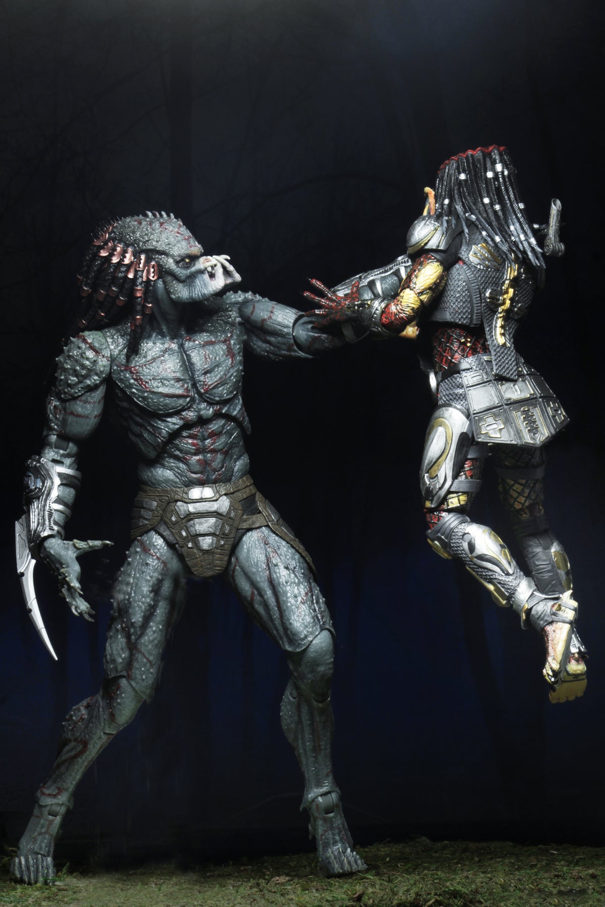 Predator (2018) - Deluxe Armored Assassin Predator 7