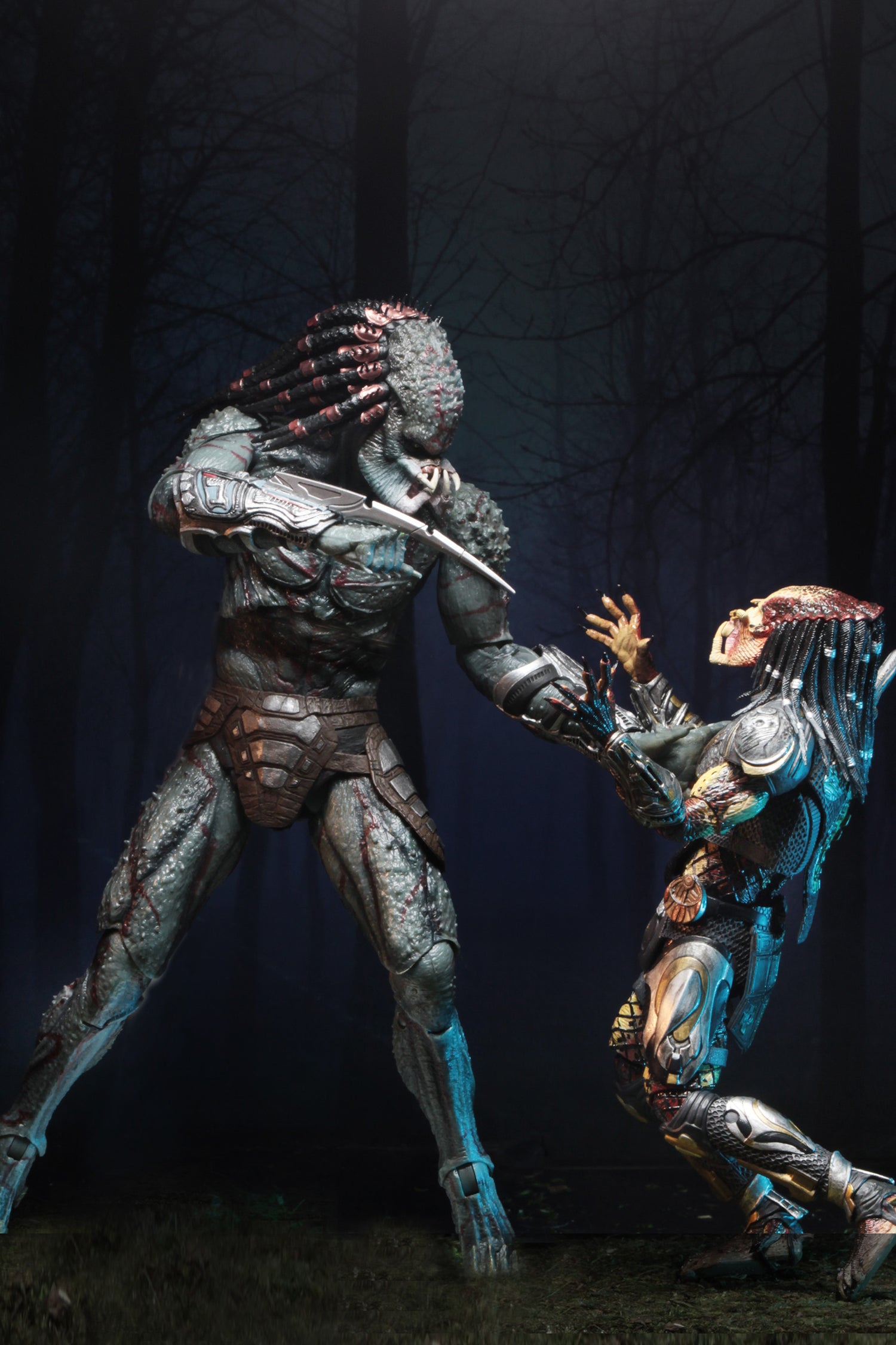 Predator (2018) - Deluxe Armored Assassin Predator 7&quot; Scale Action Figure (12&quot; Figure) - NECA