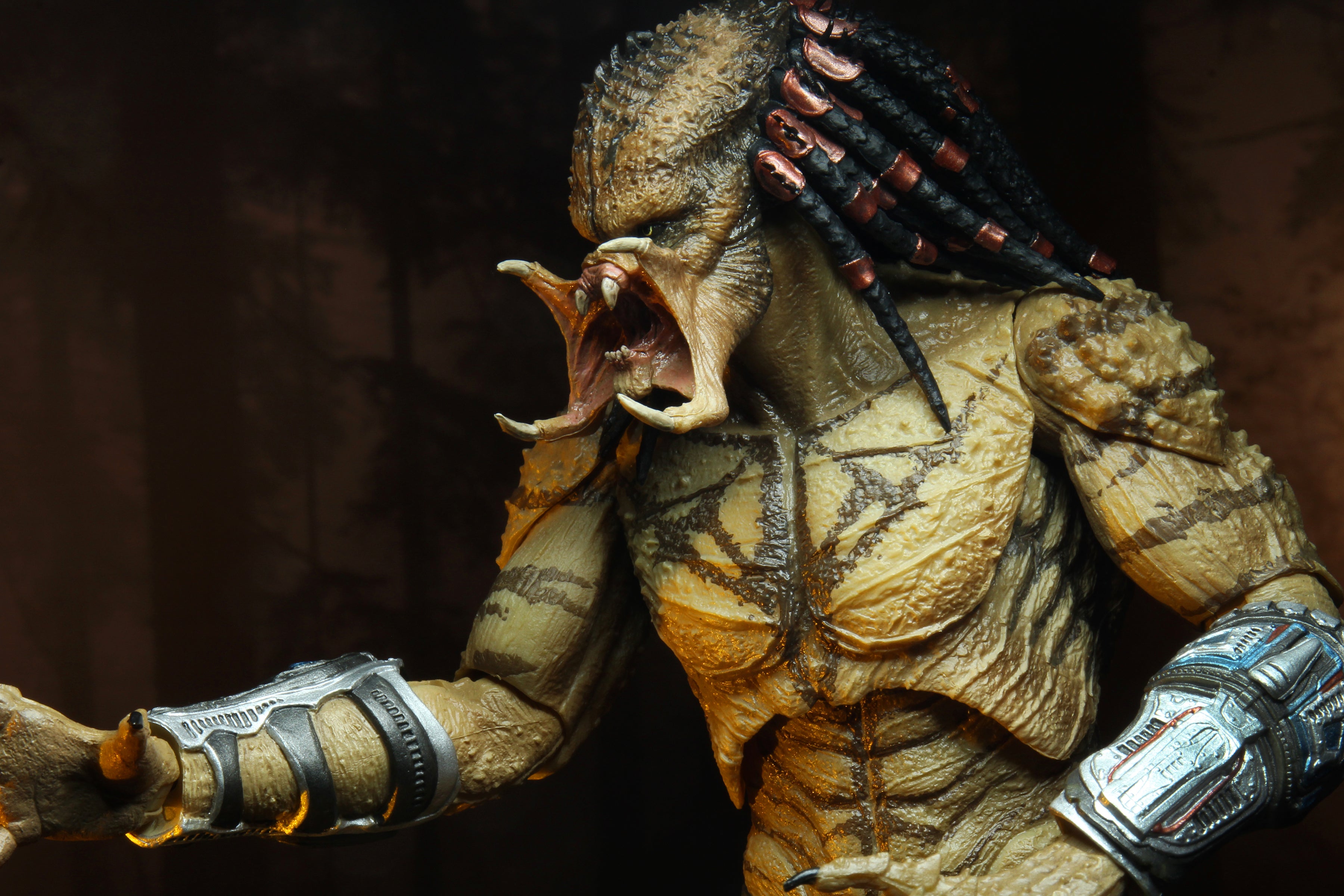 Predator (2018) - 7" Scale Action Figure - Deluxe Ultimate Assassin Predator (Unarmored) - NECA