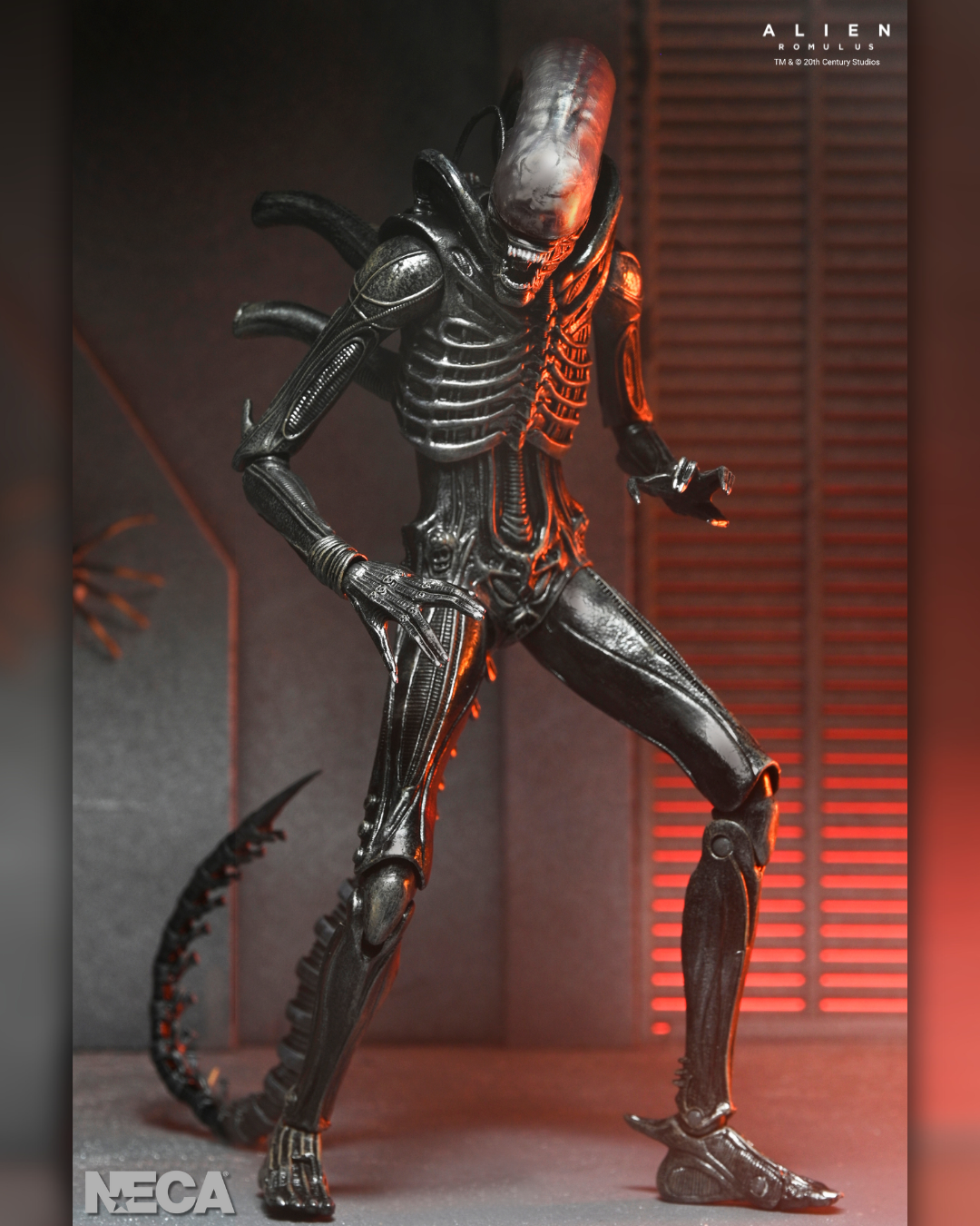 Alien: Romulus - Ultimate Xenomorph XX121 7&quot; Scale Action Figure (PRE-ORDER)