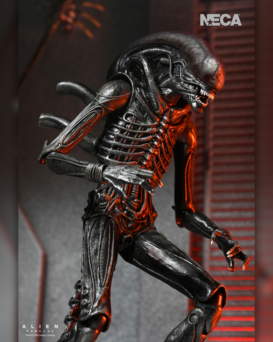 Alien: Romulus - Ultimate Xenomorph XX121 7" Scale Action Figure - NECA