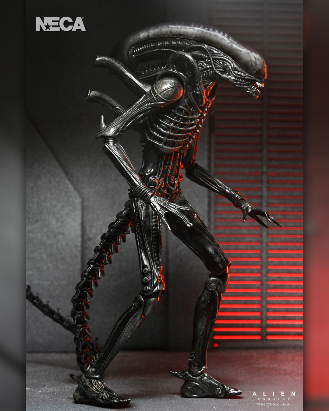 Alien: Romulus - Ultimate Xenomorph XX121 7" Scale Action Figure - NECA