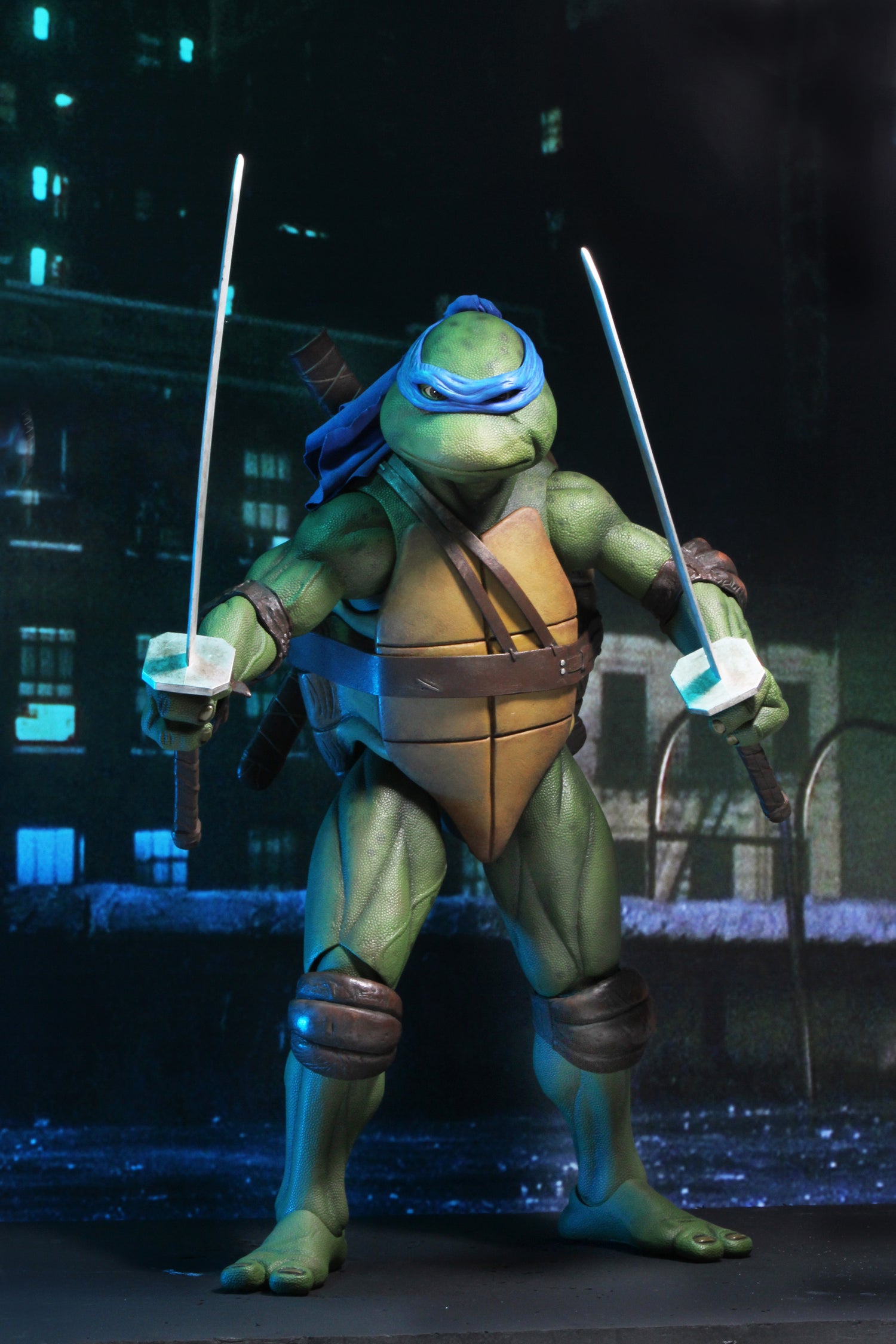 Teenage Mutant Ninja Turtles (1990 Movie) - Leonardo 1/4 Scale Action Figure on the NECA Store