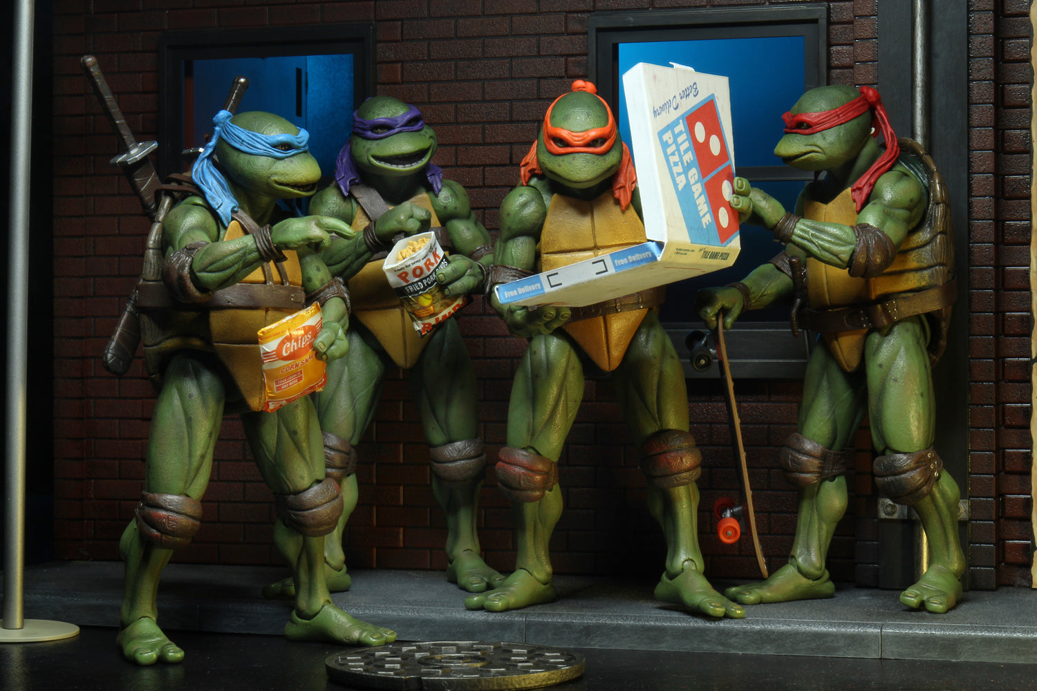 Teenage Mutant Ninja Turtles (1990 Movie) - 7" Scale Accessory Set