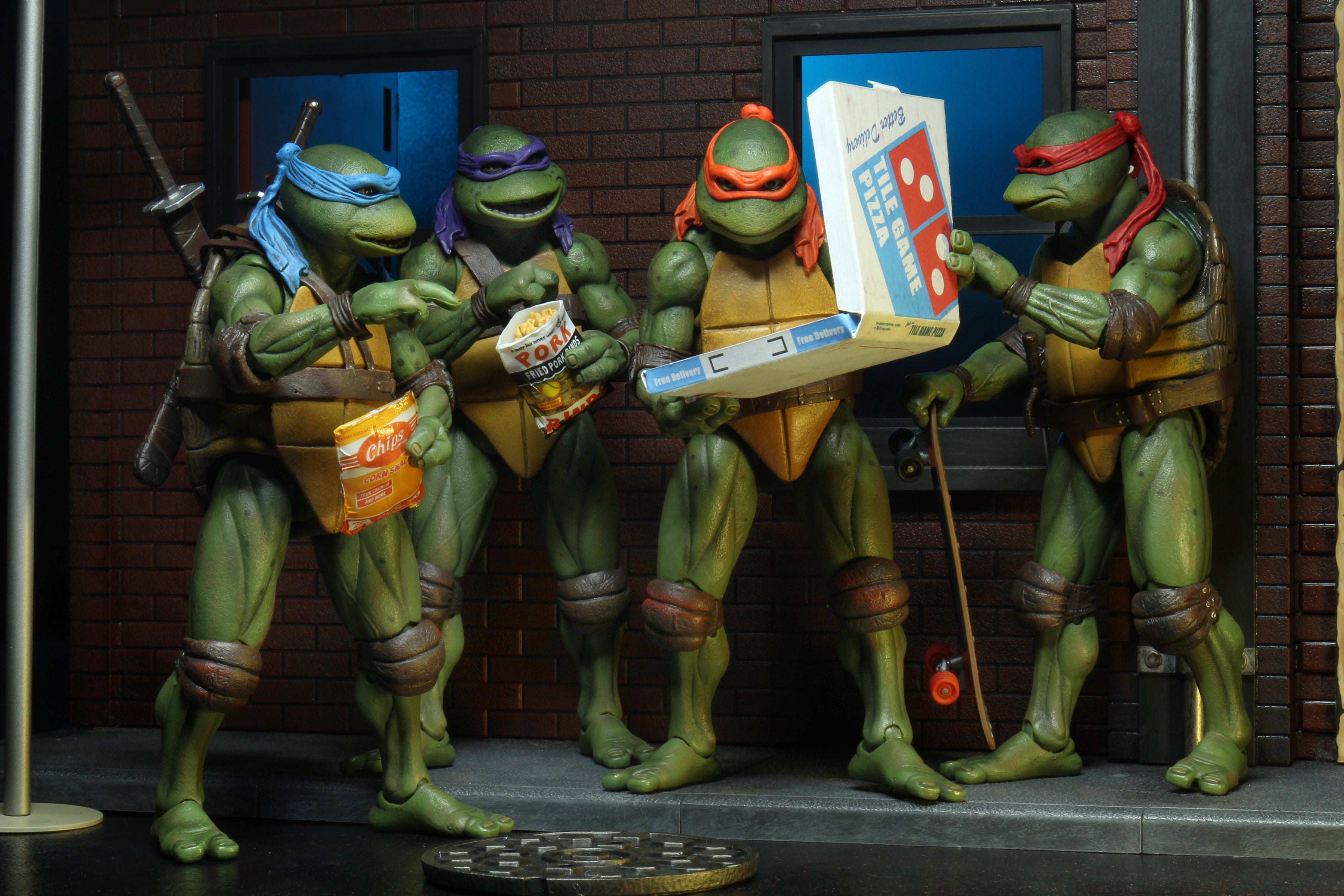 Teenage Mutant Ninja Turtles (1990 Movie) - 7" Scale Accessory Set